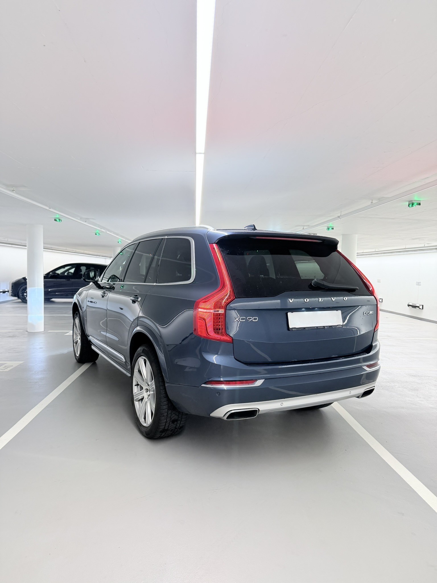 VOLVO XC90 D5 AWD Inscription Geartronic-image-2