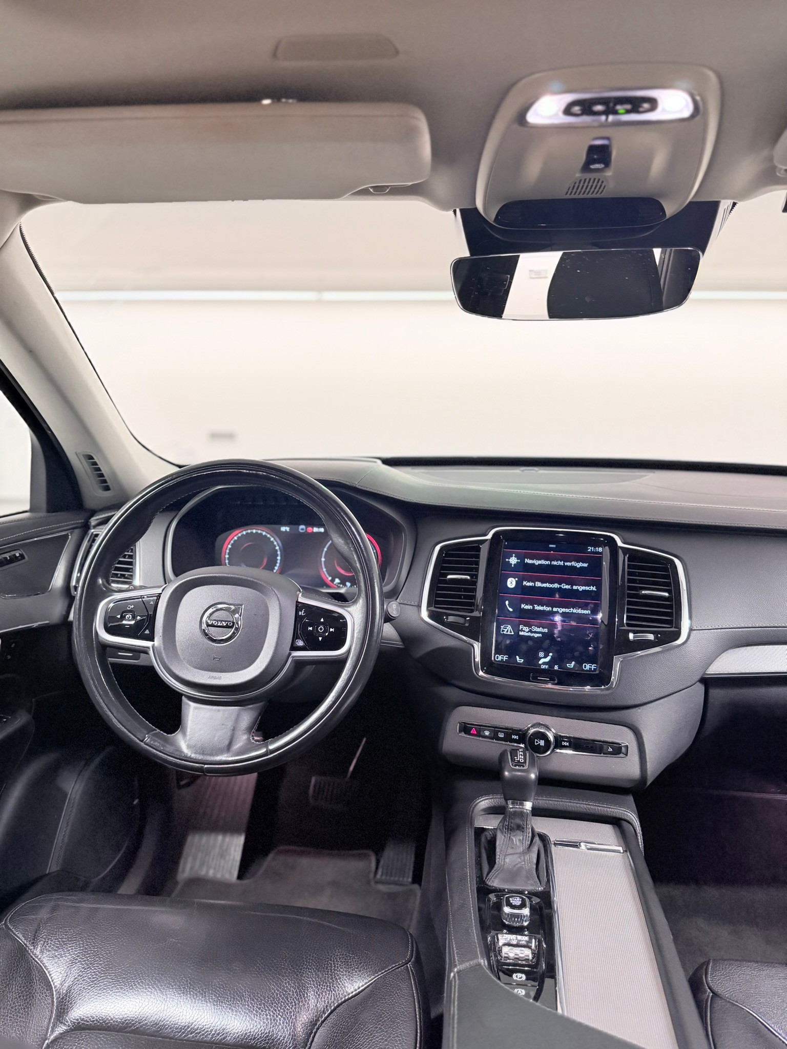 VOLVO XC90 D5 AWD Inscription Geartronic-image-5
