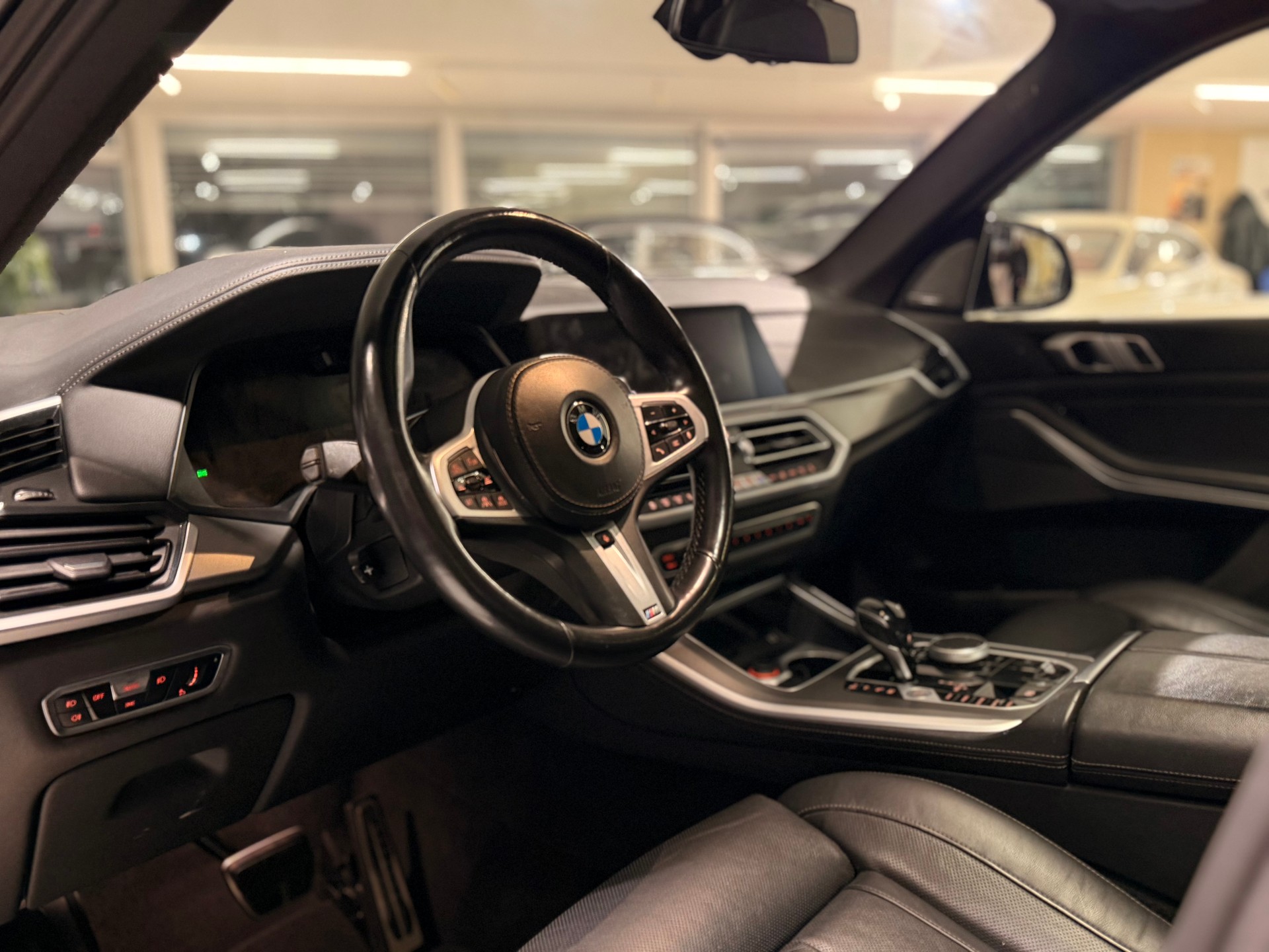 BMW X5 xDrive45e Colour Edition Steptronic-image-11