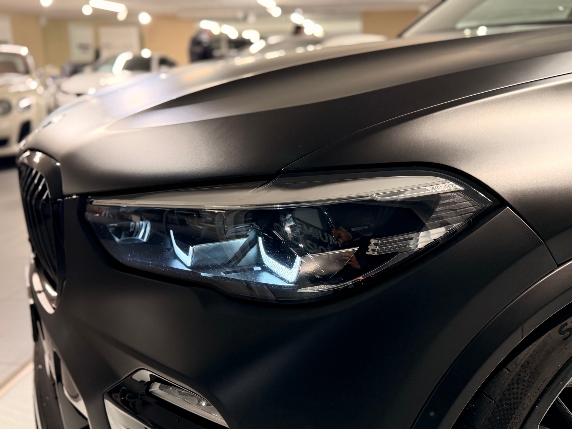 BMW X5 xDrive45e Colour Edition Steptronic-image-7