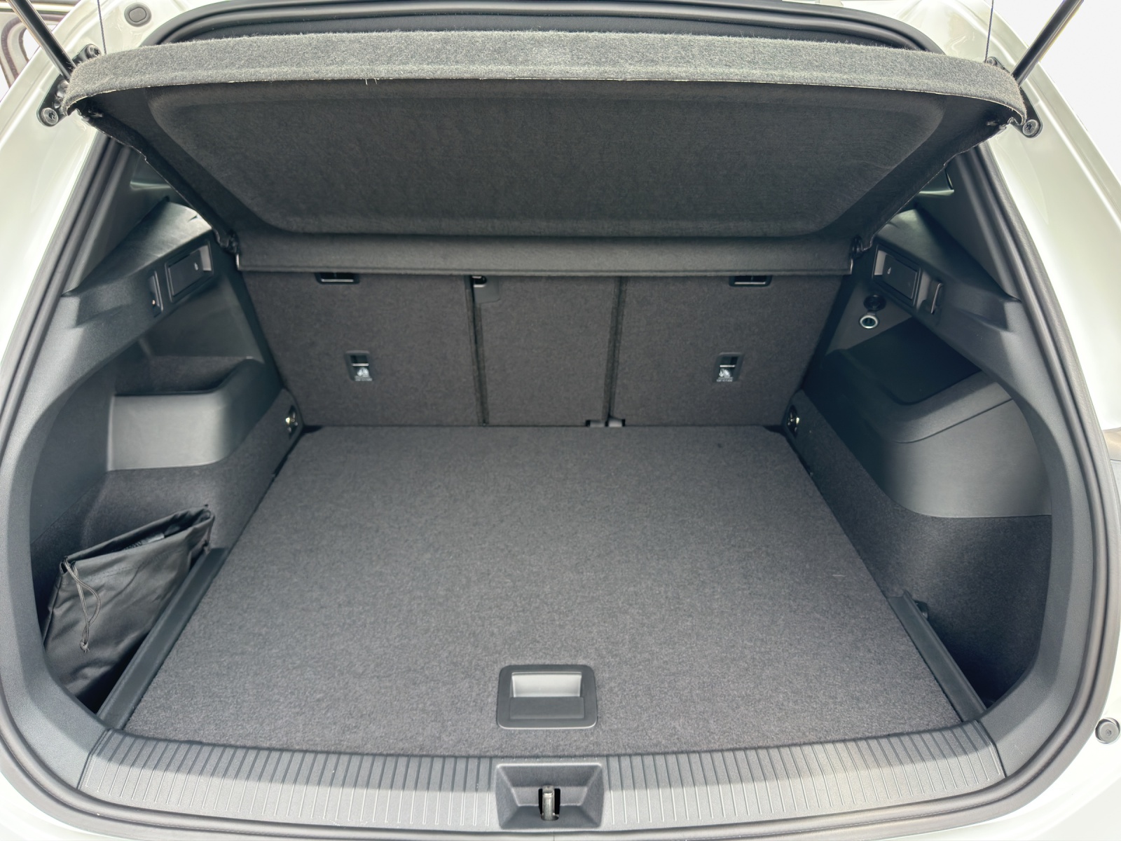 VW Tiguan 2.0 TSI DSG R-Line 4Motion-image-12