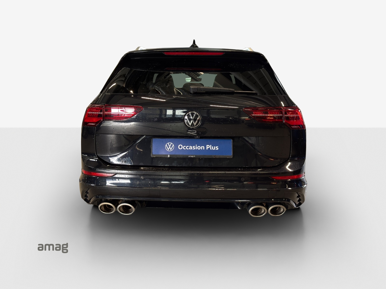 VW Golf Variant 2.0 TSI R DSG 4Motion-image-3