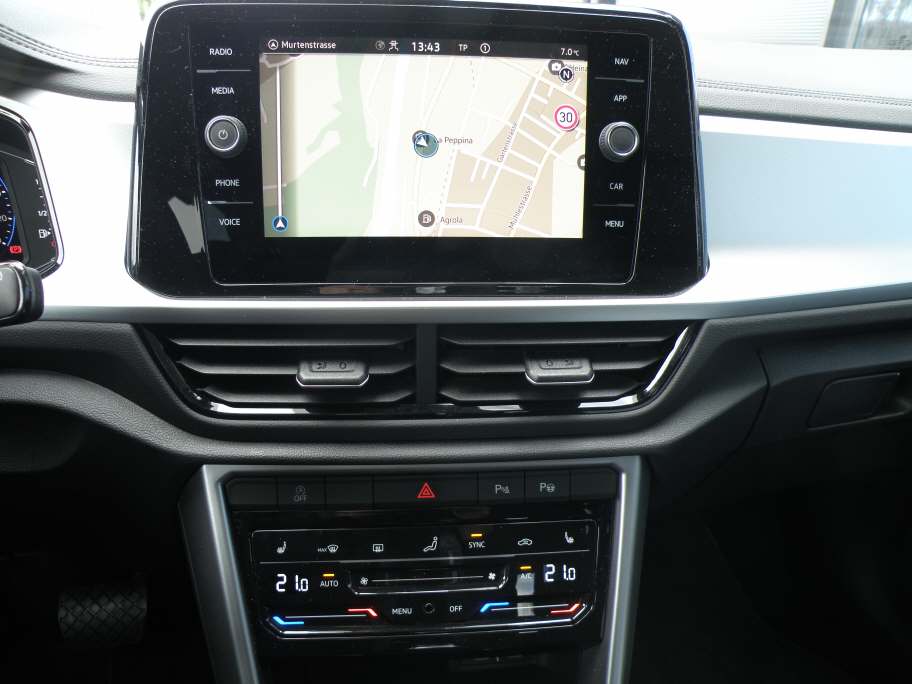 VW T-Roc 1.5 TSI Life United DSG-image-4