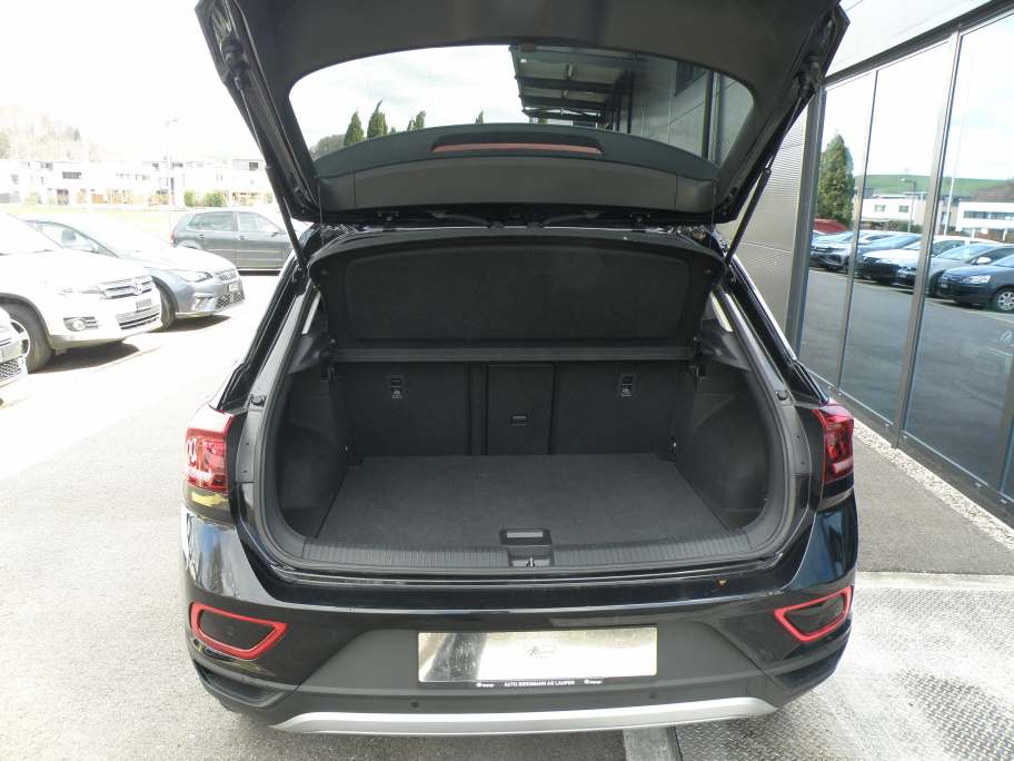VW T-Roc 1.5 TSI Life United DSG-image-5