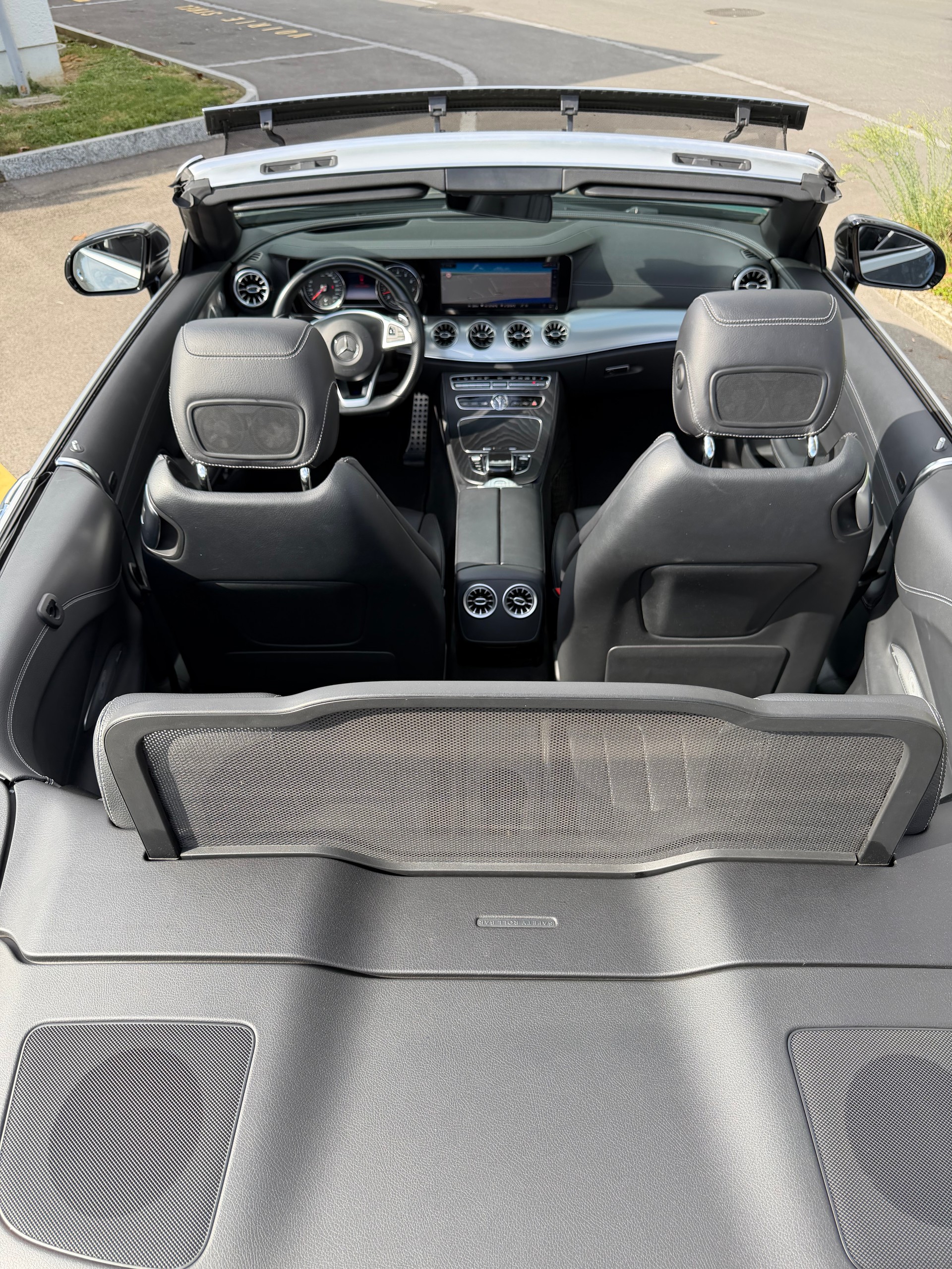 MERCEDES-BENZ E 350 Cabriolet AMG Line 9G-Tronic-image-8