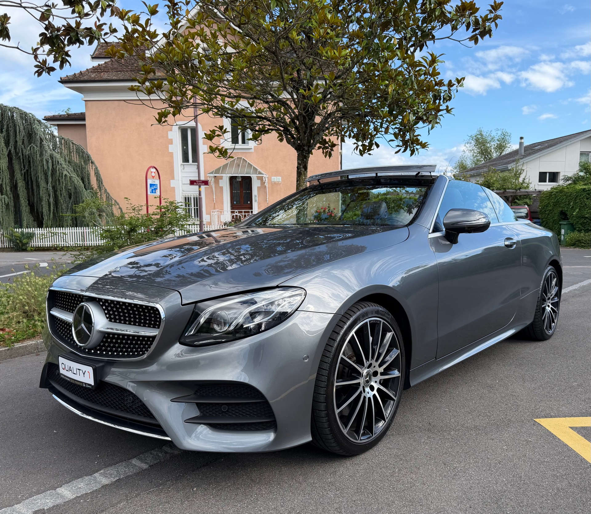 MERCEDES-BENZ E 350 Cabriolet AMG Line 9G-Tronic-image-0