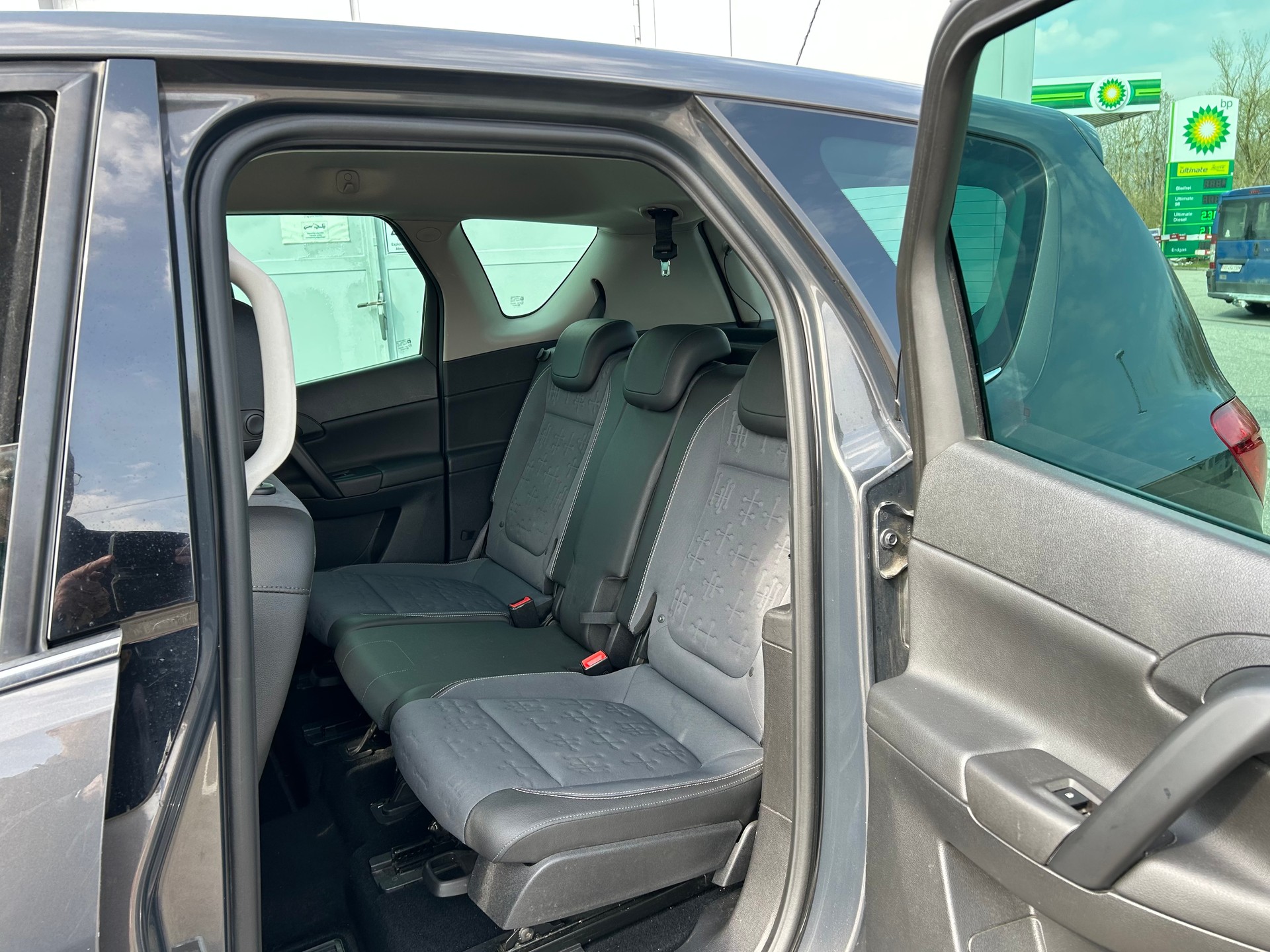 OPEL Meriva 1.4 Turbo Cosmo-image-6
