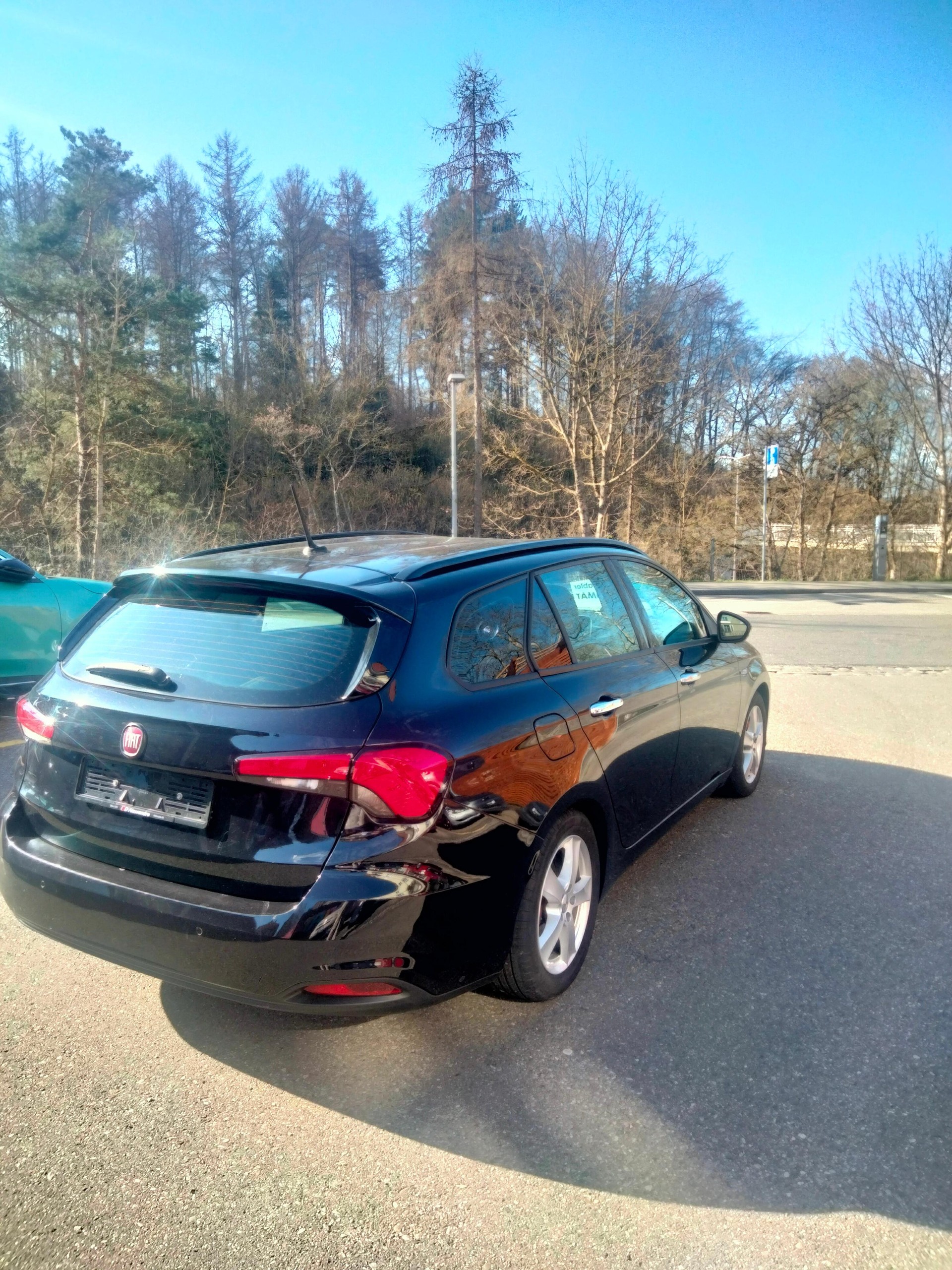 FIAT Tipo 1.6MJ Station Wagon Lounge DCT-showroom-element-2