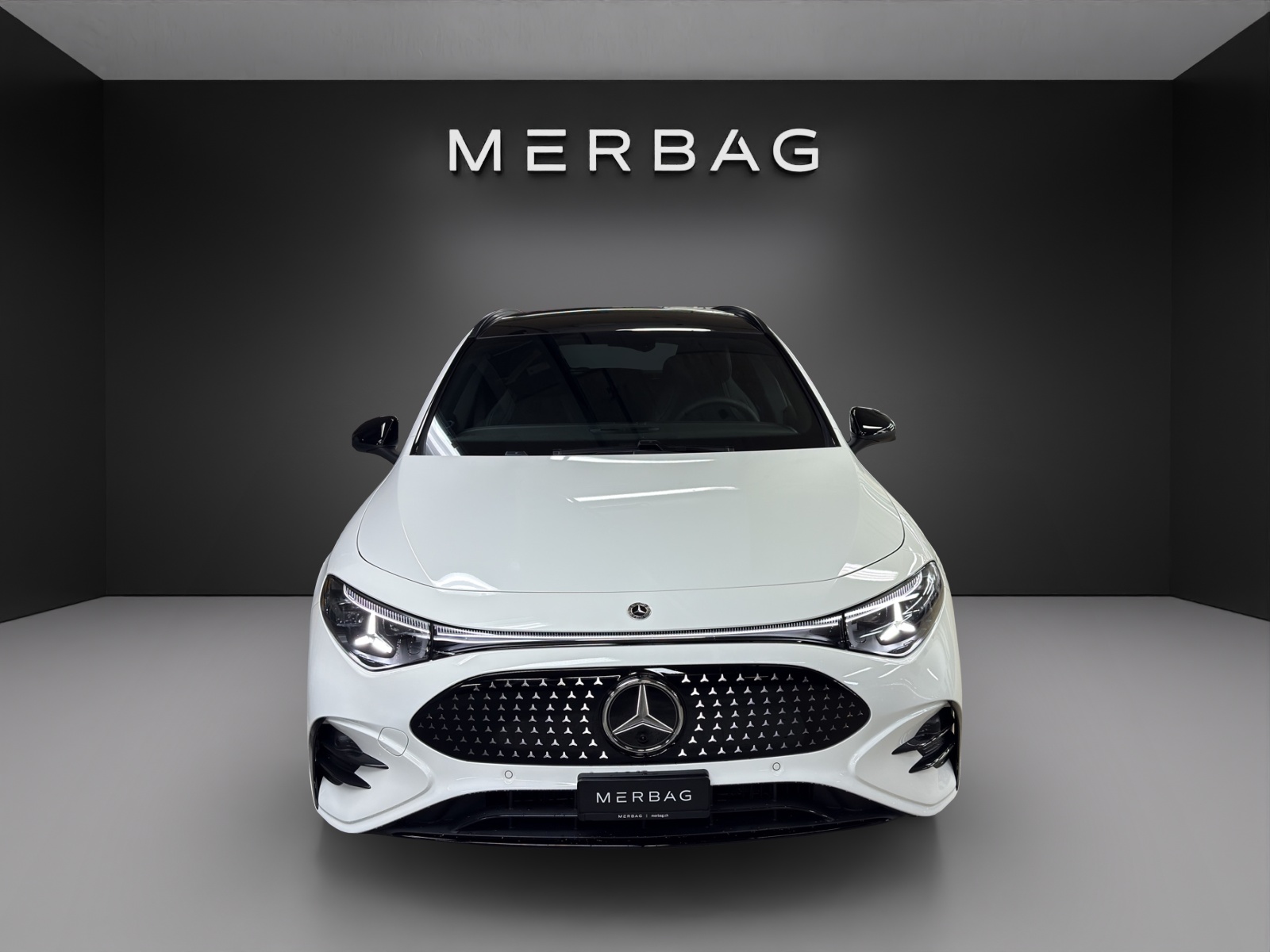 MERCEDES-BENZ CLA 350 4MATIC Shooting Brake with EQ Technology-image-6
