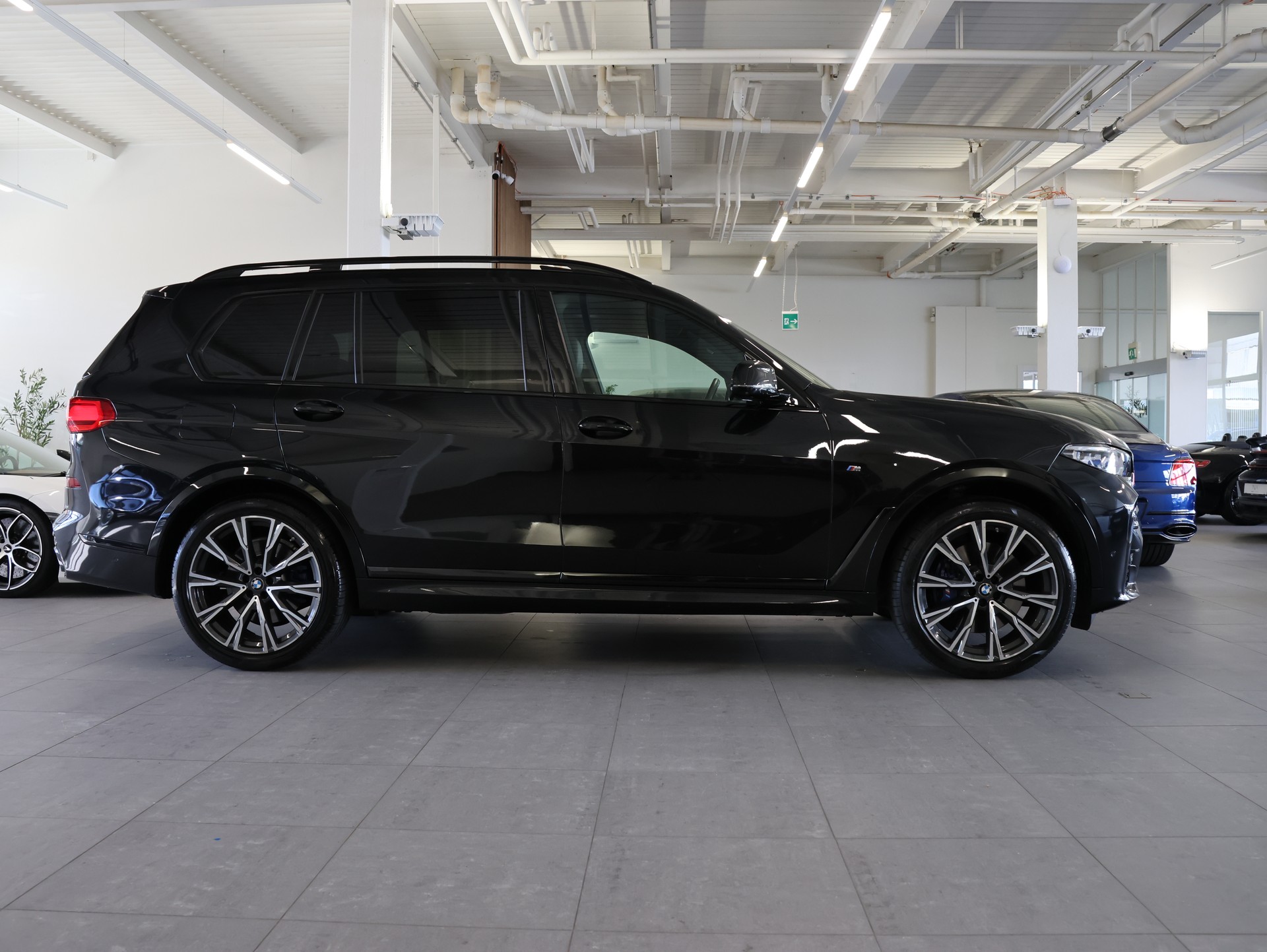 BMW X7 xDrive 30d Steptronic *7 Sitzer* *M-Packet* *TOP AUSSTATTUNG*-image-6