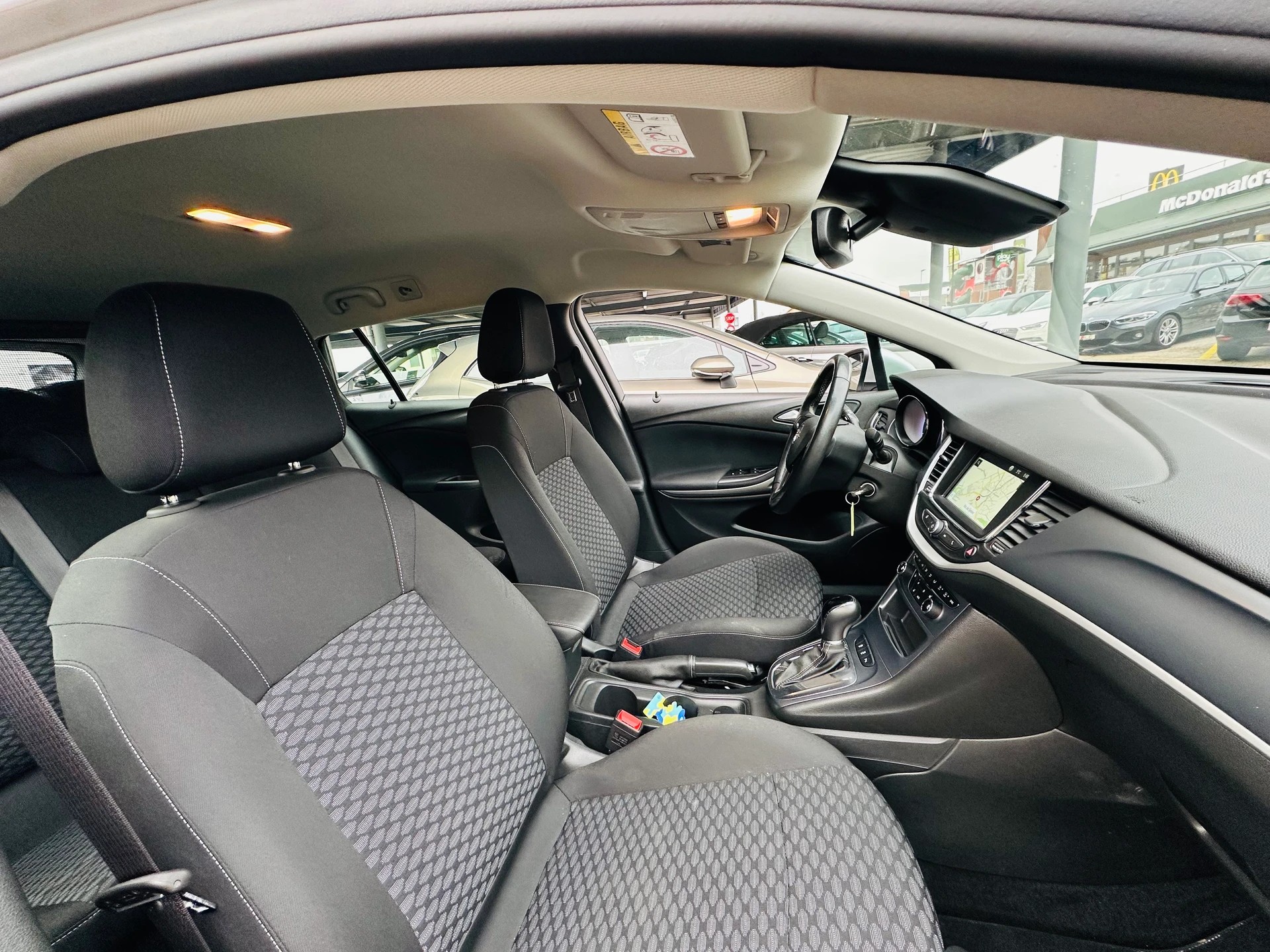 OPEL Astra Sports Tourer 1.5 CDTi Edition-image-11