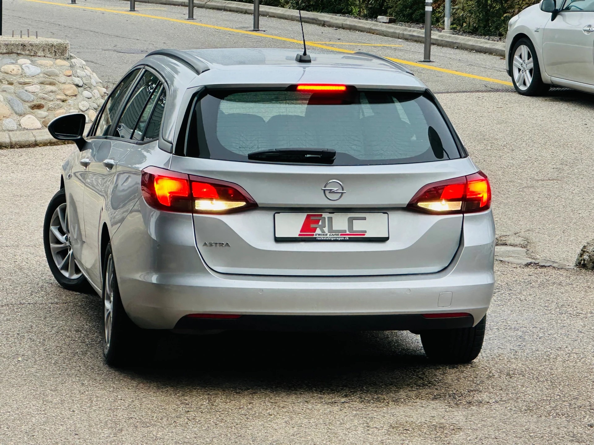 OPEL Astra Sports Tourer 1.5 CDTi Edition-image-6