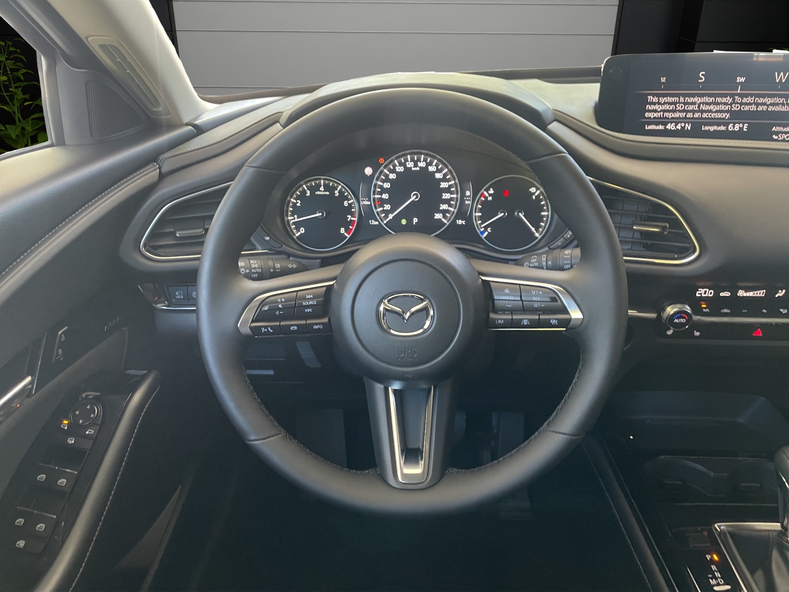MAZDA CX-30 SKYACTIV-X 186 M Hybrid Centre Line AWD AT-image-12