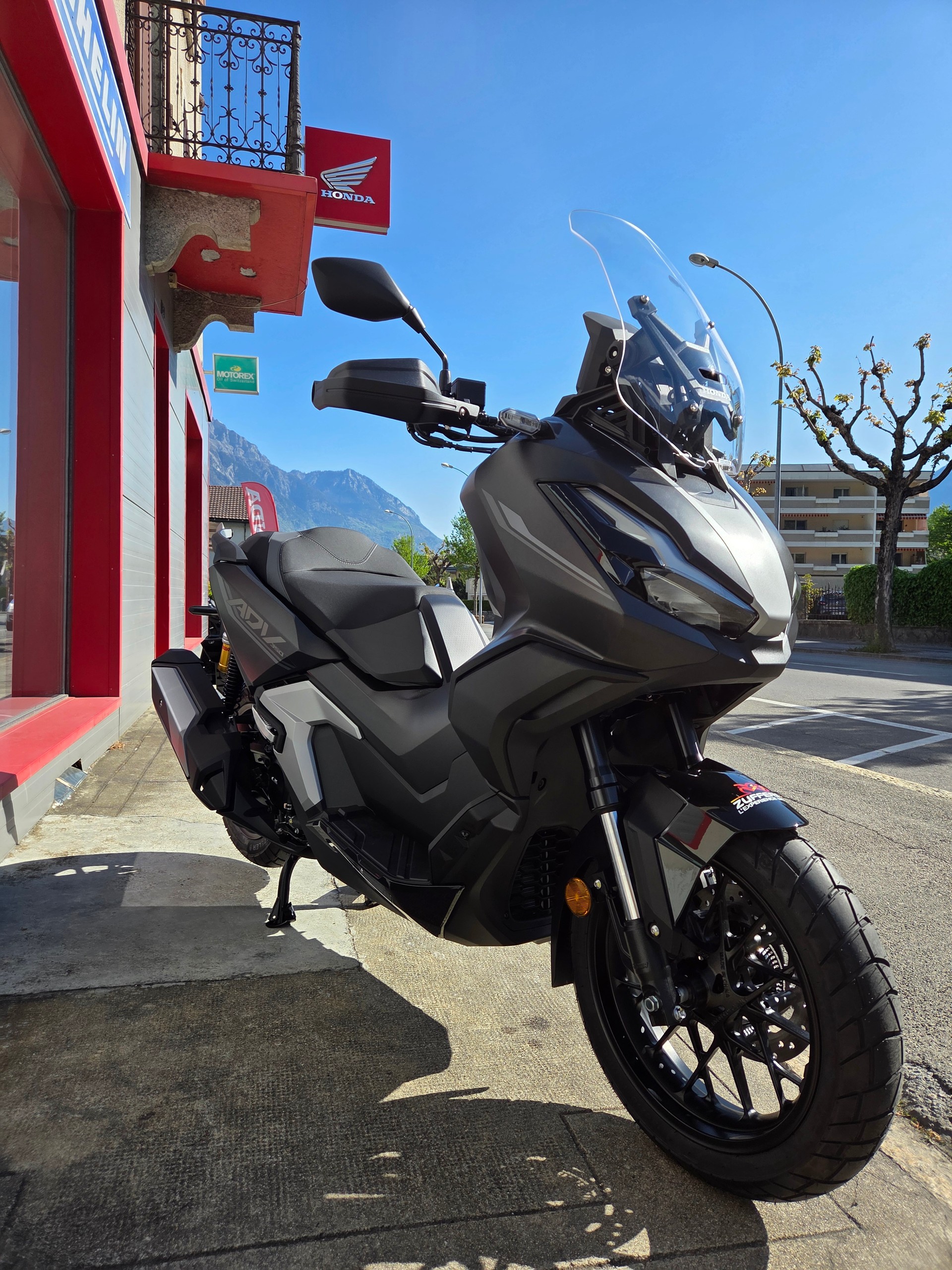 HONDA ADV 350