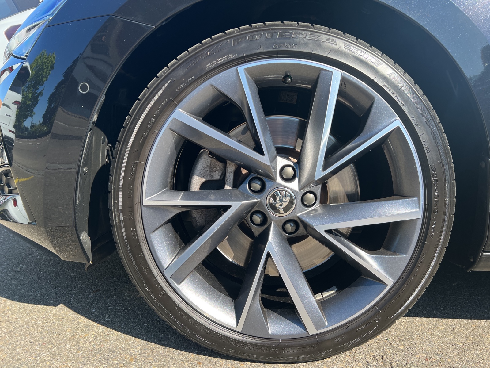 SKODA Superb Combi 2.0 TSI SportLine 4x4 DSG-image-10