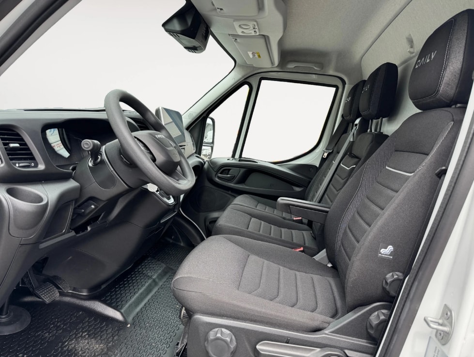 IVECO 35S18HA8 mit Hess Kofferaufbau-image-7