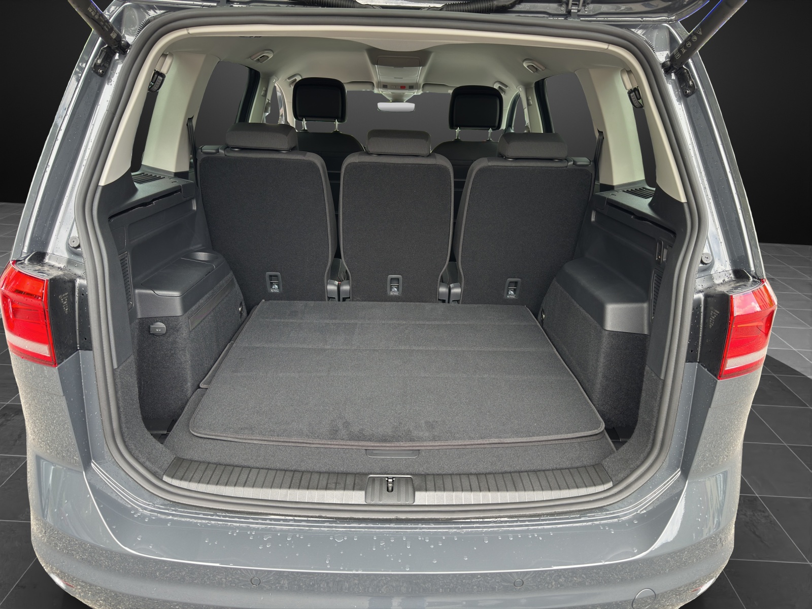 VW Touran 1.5 TSI EVO Comfortline DSG-image-12