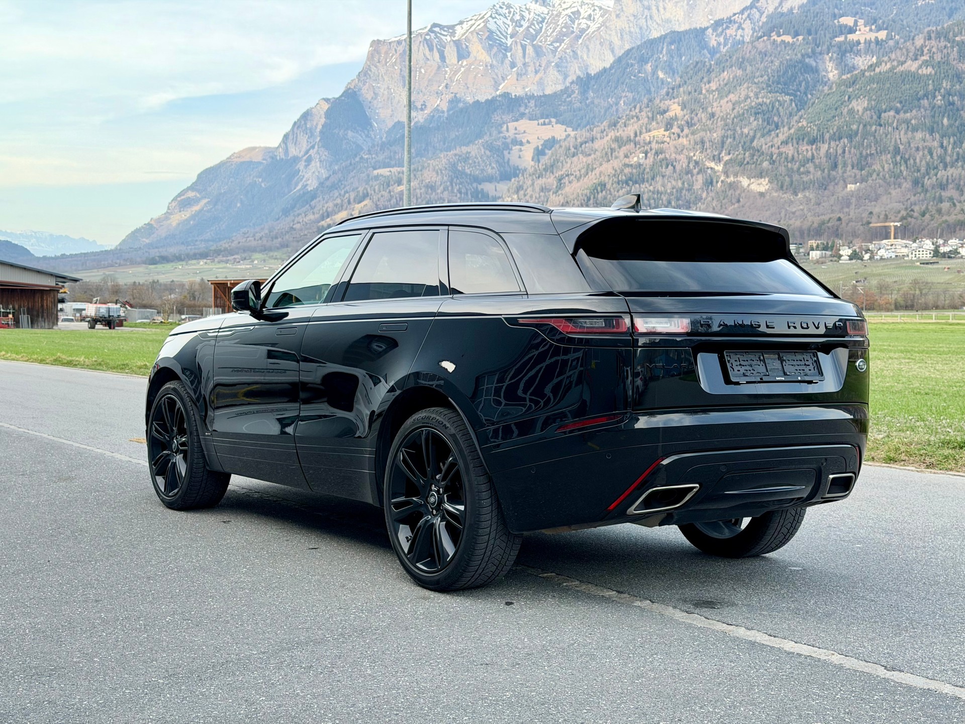 LAND ROVER Range Rover Velar R-Dynamic P 300 SE Automatic-showroom-element-2