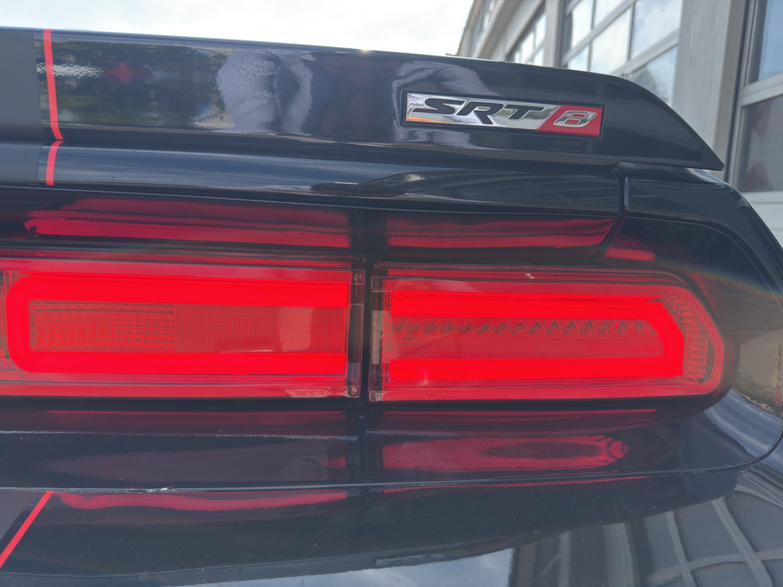 DODGE Challenger 6.4 HEMI SRT8-image-13