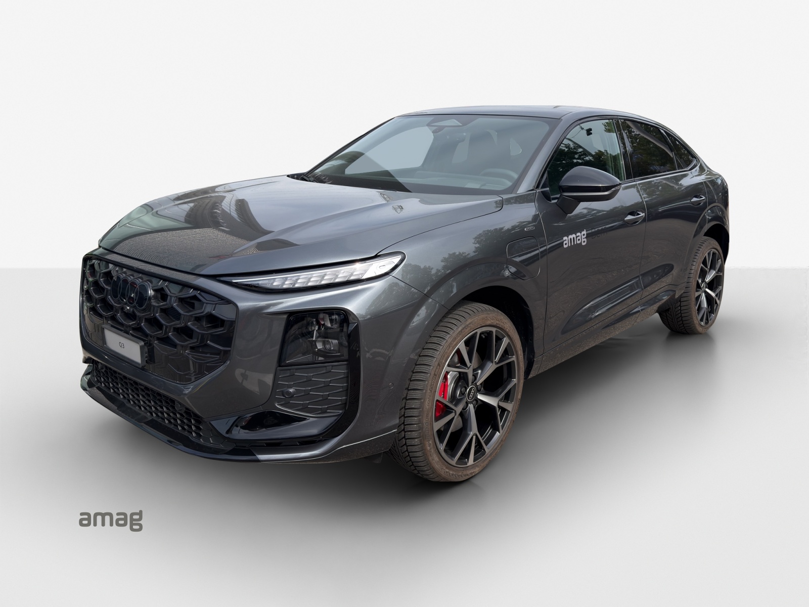 AUDI Q3 SUV e-hybrid 200 kW S tronig-image-0