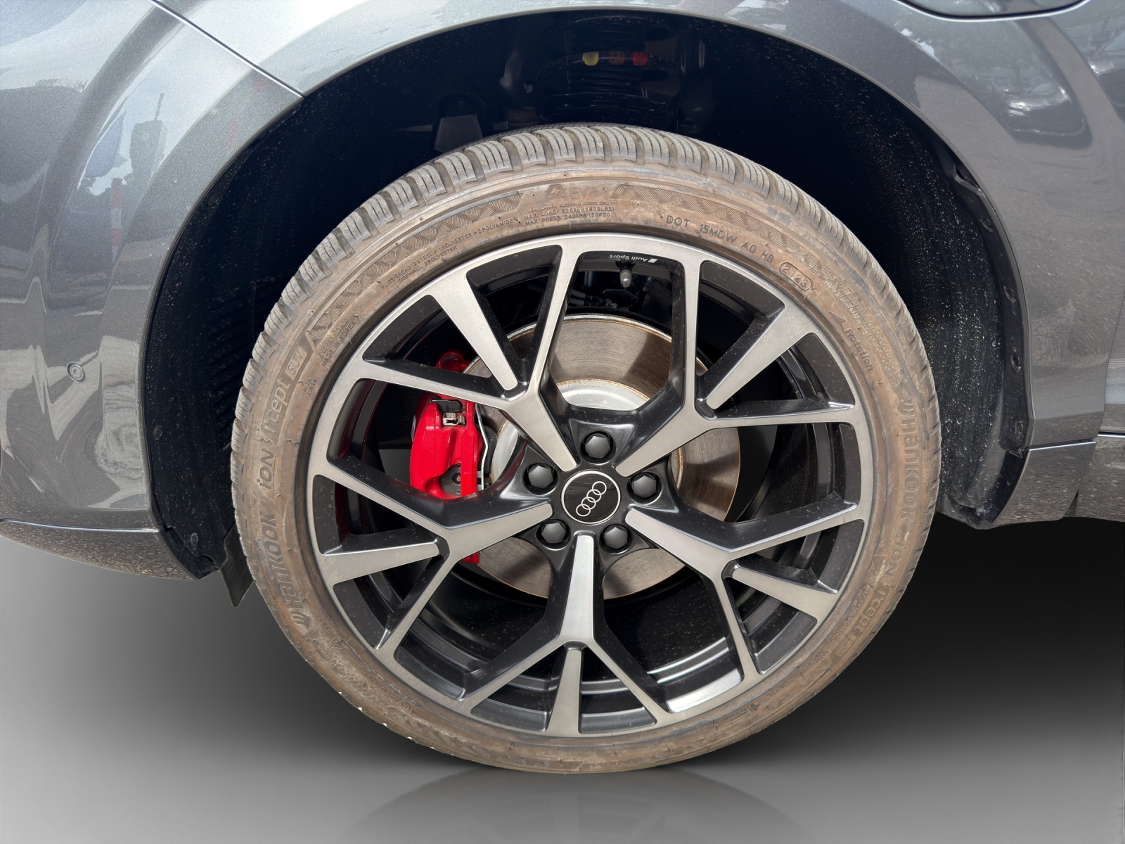 AUDI Q3 SUV e-hybrid 200 kW S tronig-image-15