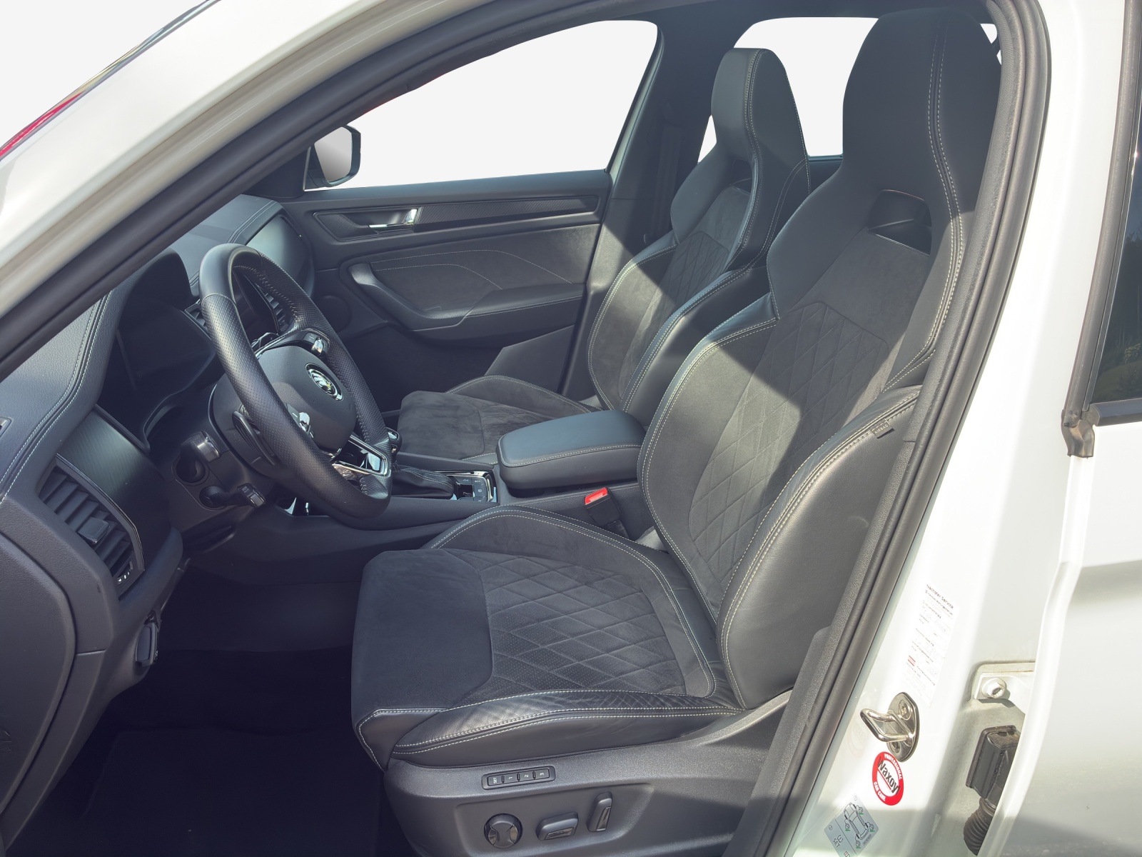 SKODA Kodiaq 2.0 TSI 4x4 SportLine-image-7