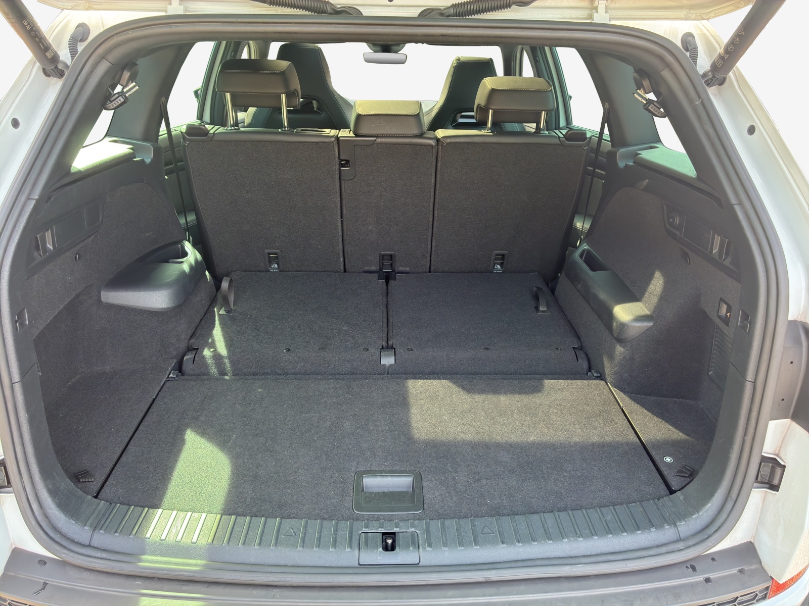 SKODA Kodiaq 2.0 TSI 4x4 SportLine-image-12