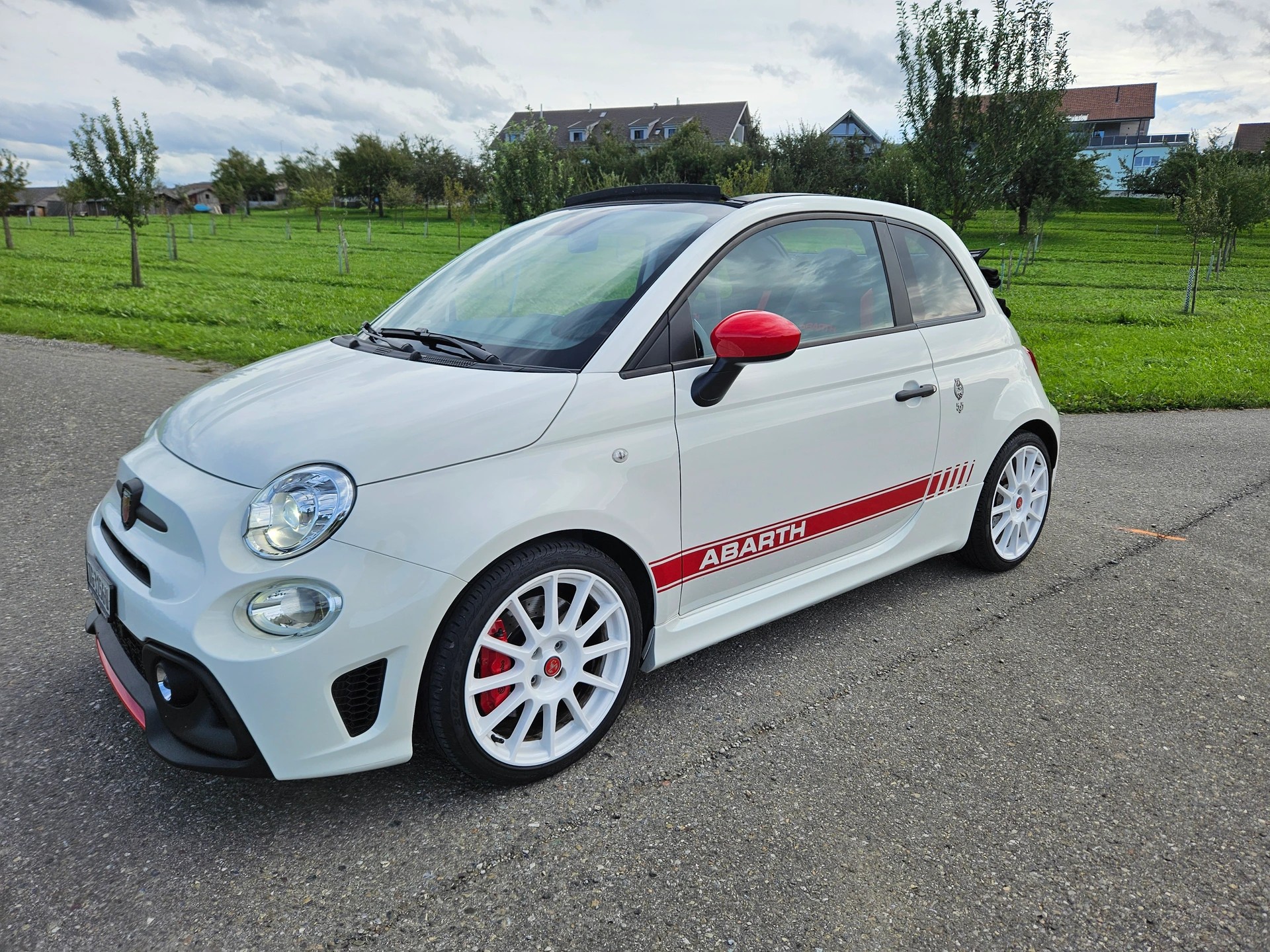 FIAT 595C 1.4 16V Turbo Abarth Esseesse