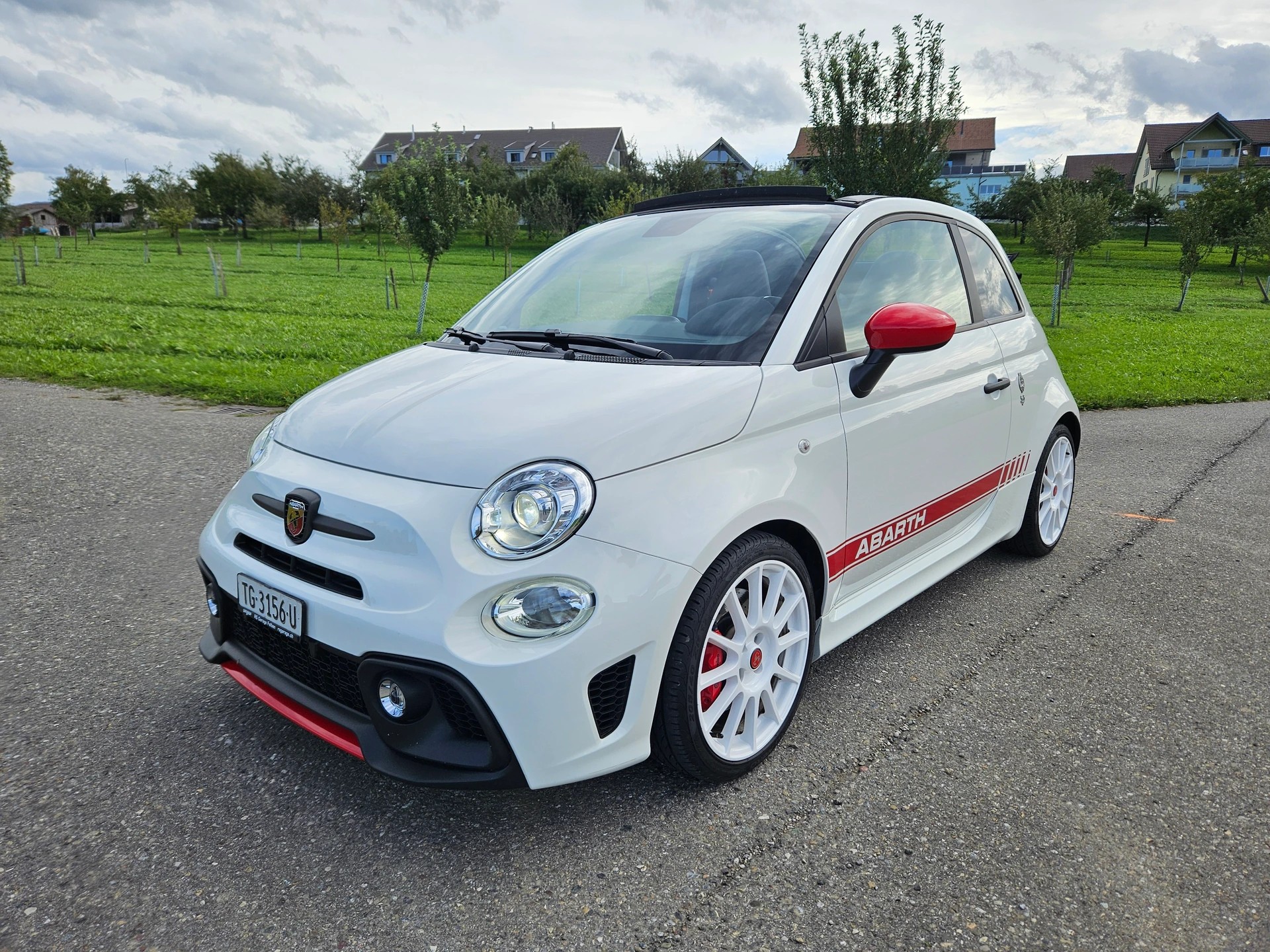 FIAT 595C 1.4 16V Turbo Abarth Esseesse-image-4