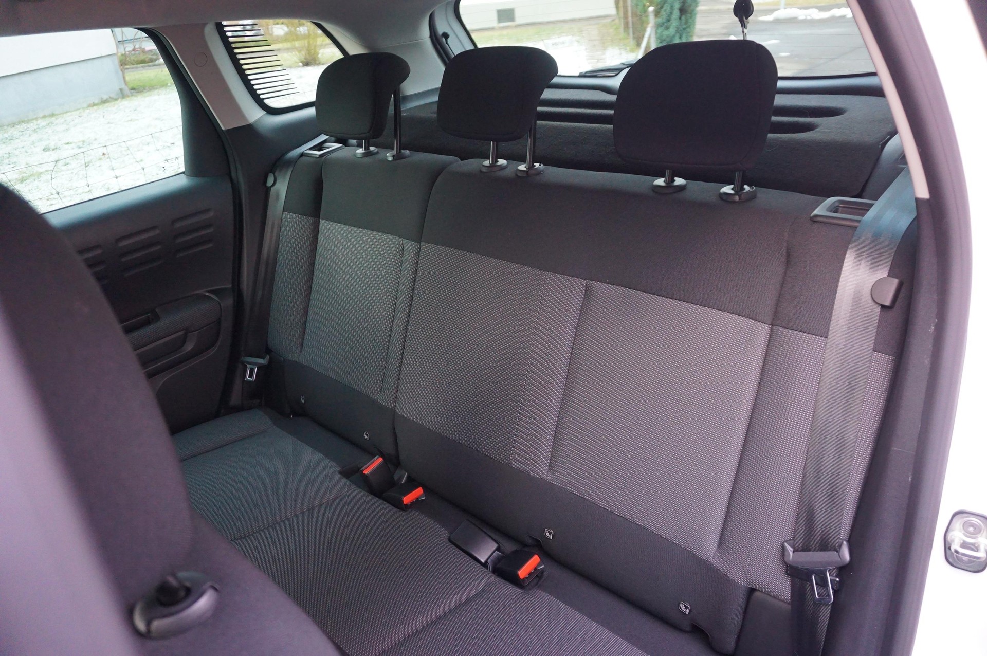 CITROEN C3 Aircross 1.2 PureTech 130 Swiss Edition-image-6