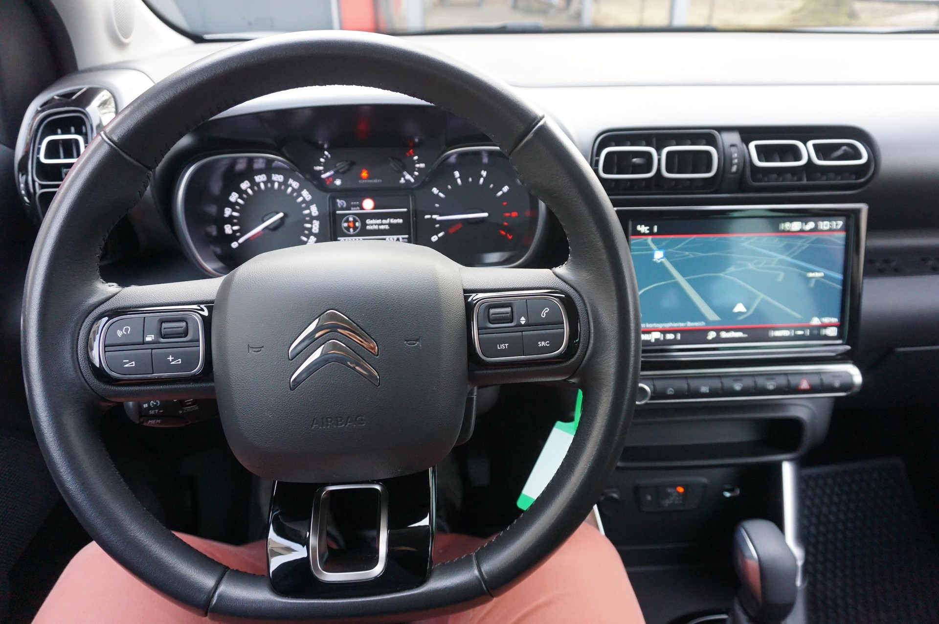 CITROEN C3 Aircross 1.2 PureTech 130 Swiss Edition-image-9