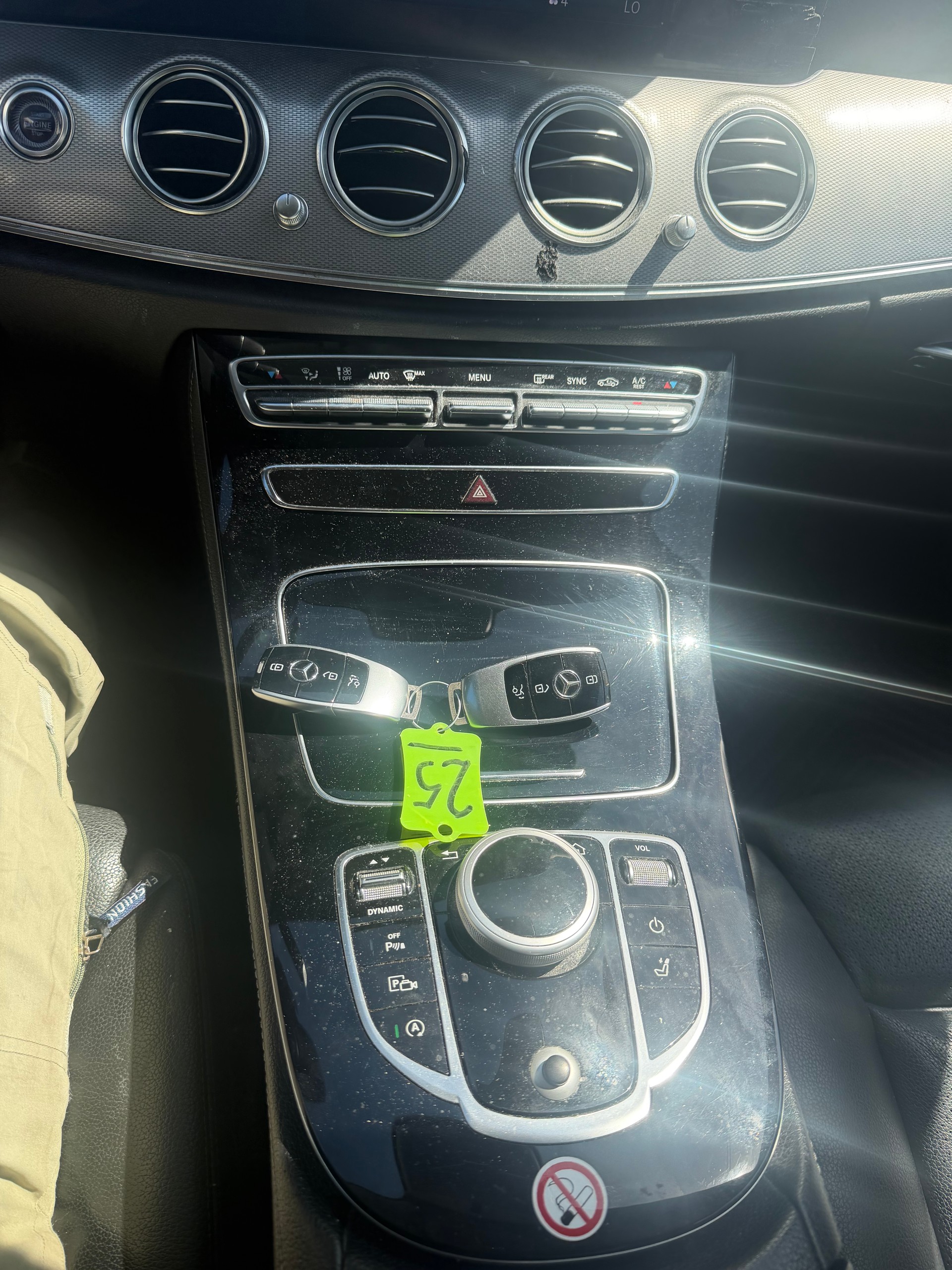 MERCEDES-BENZ E 220 d Exclusive 4Matic 9G-Tronic-image-6