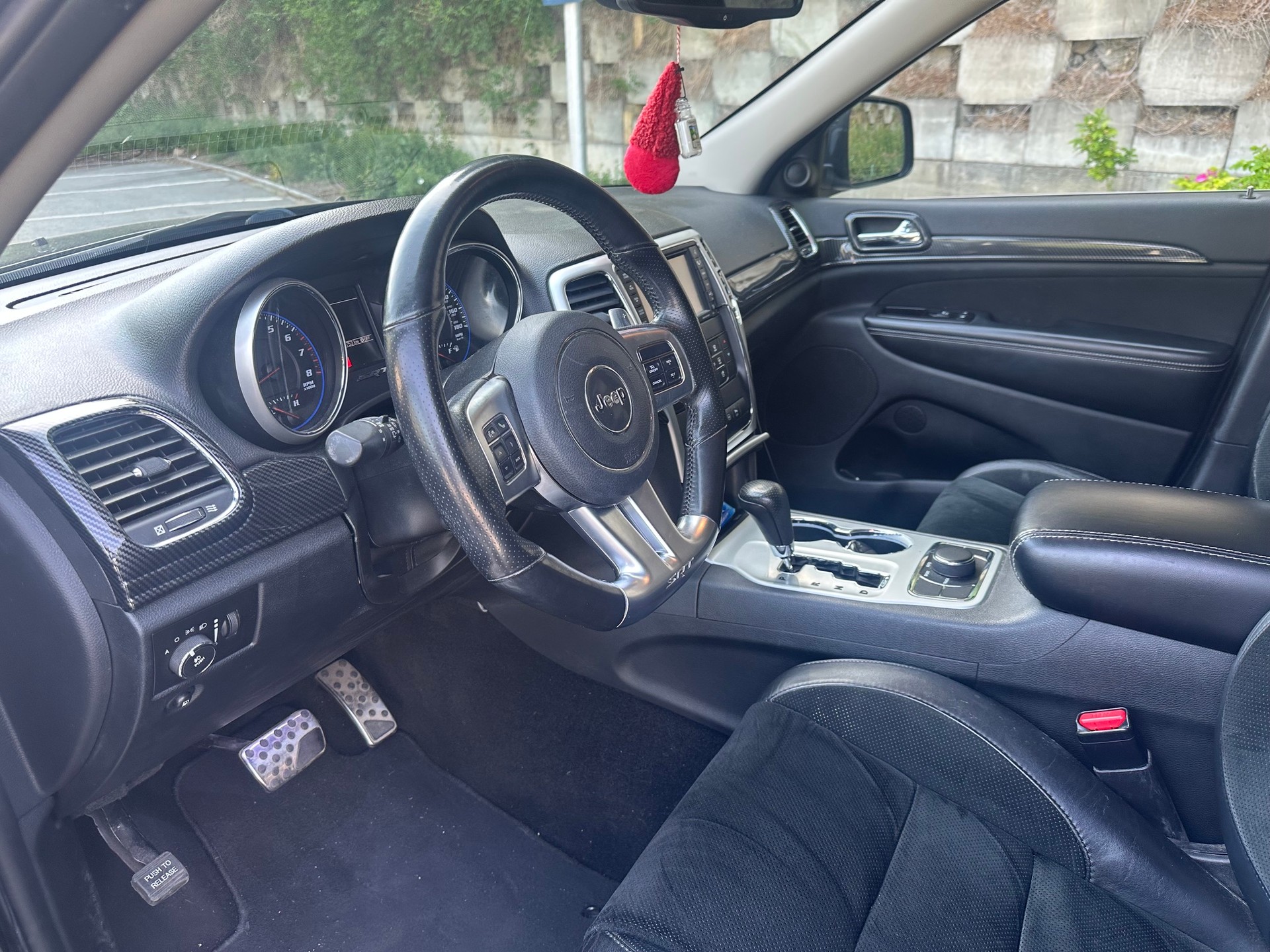 JEEP 6.4 V8 HEMI SRT8-image-3