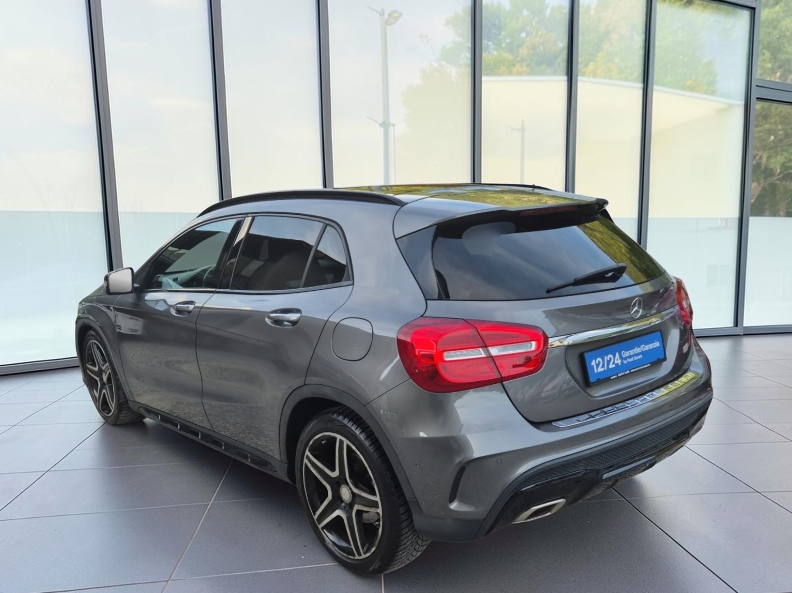 MERCEDES-BENZ GLA 200 CDI AMG Line 4Matic 7G-DCT-image-6