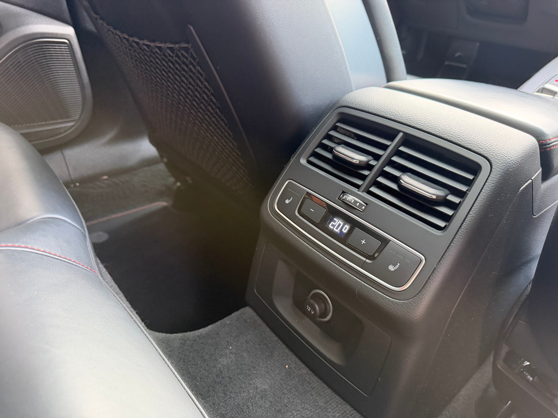 AUDI RS5 Sportback 2.9 TFSI quattro tiptronic-image-11