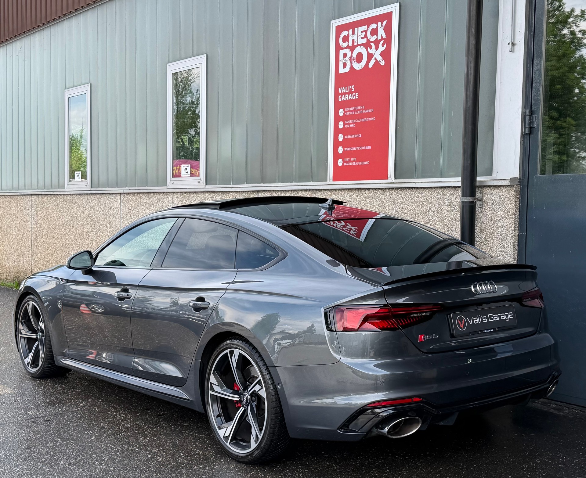 AUDI RS5 Sportback 2.9 TFSI quattro tiptronic-image-2