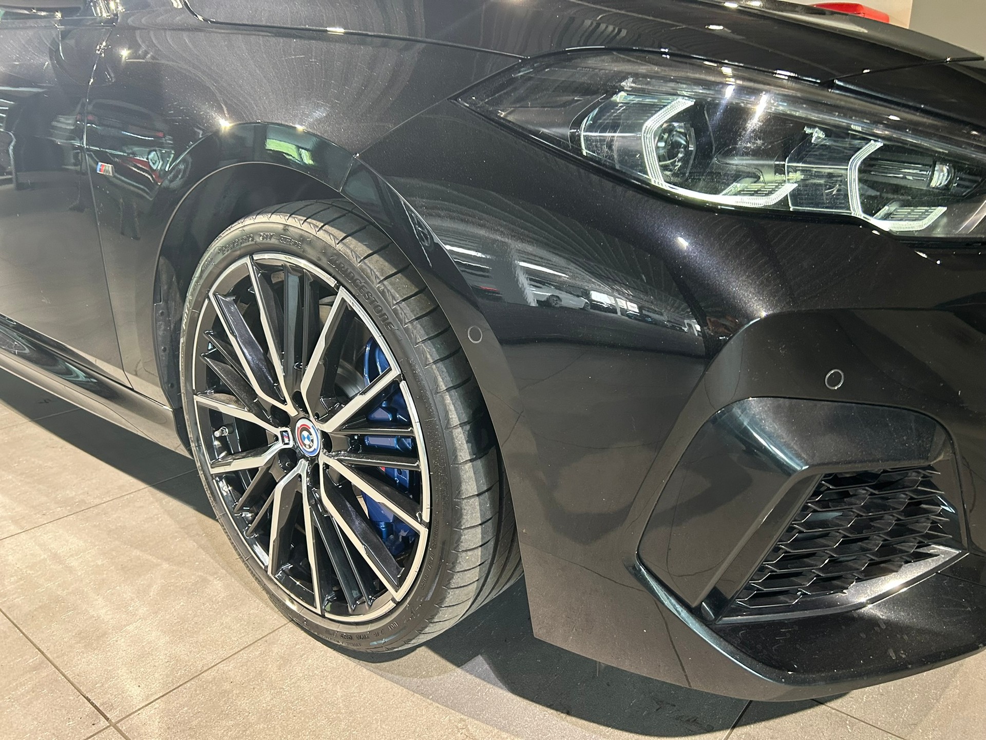 BMW M235i Gran Coupé xDrive Swiss Performance Steptronic-image-18