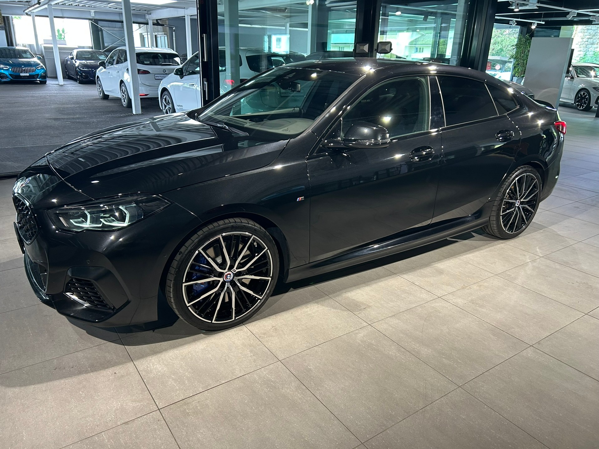 BMW M235i Gran Coupé xDrive Swiss Performance Steptronic-image-0