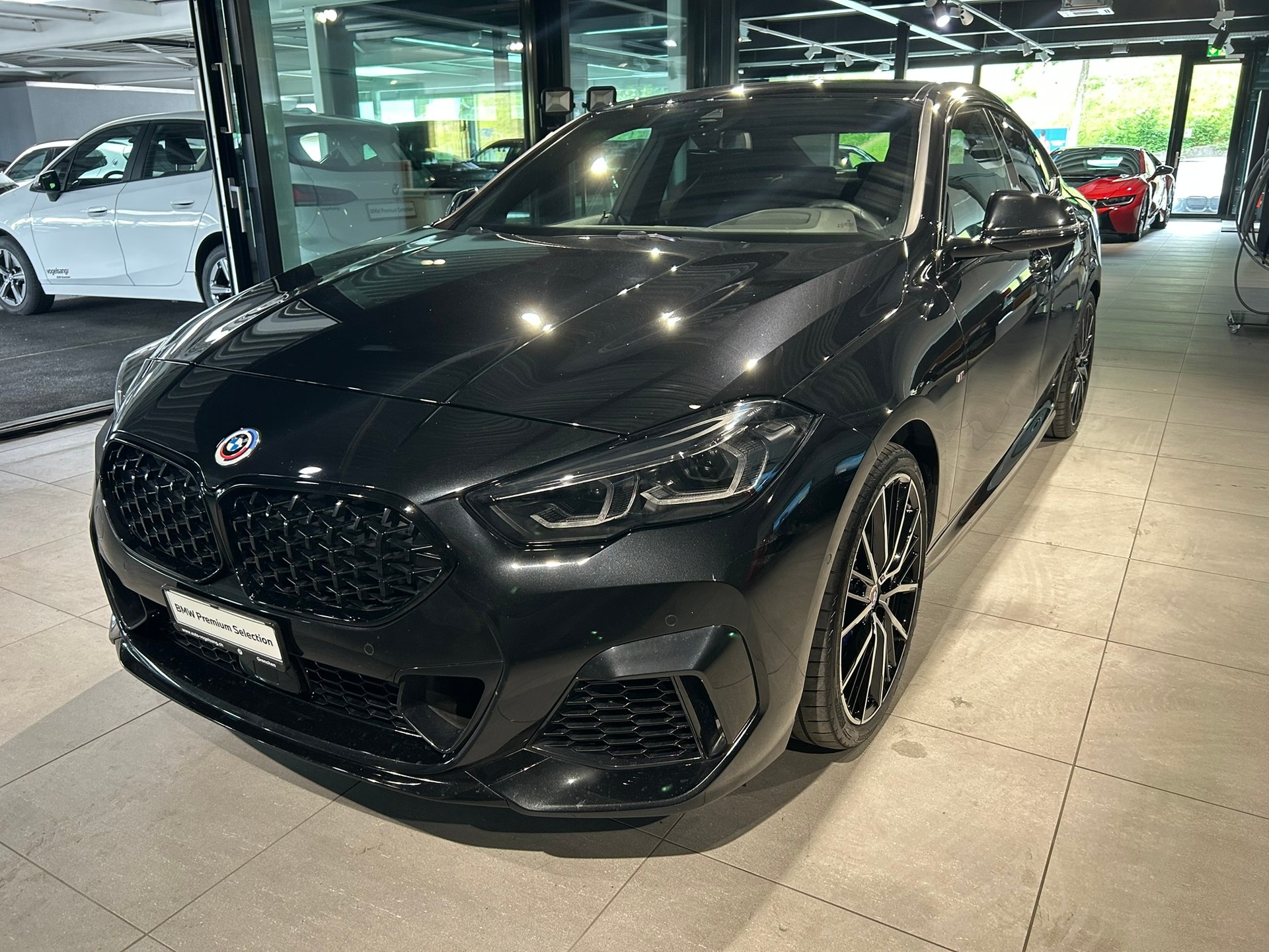 BMW M235i Gran Coupé xDrive Swiss Performance Steptronic-image-2