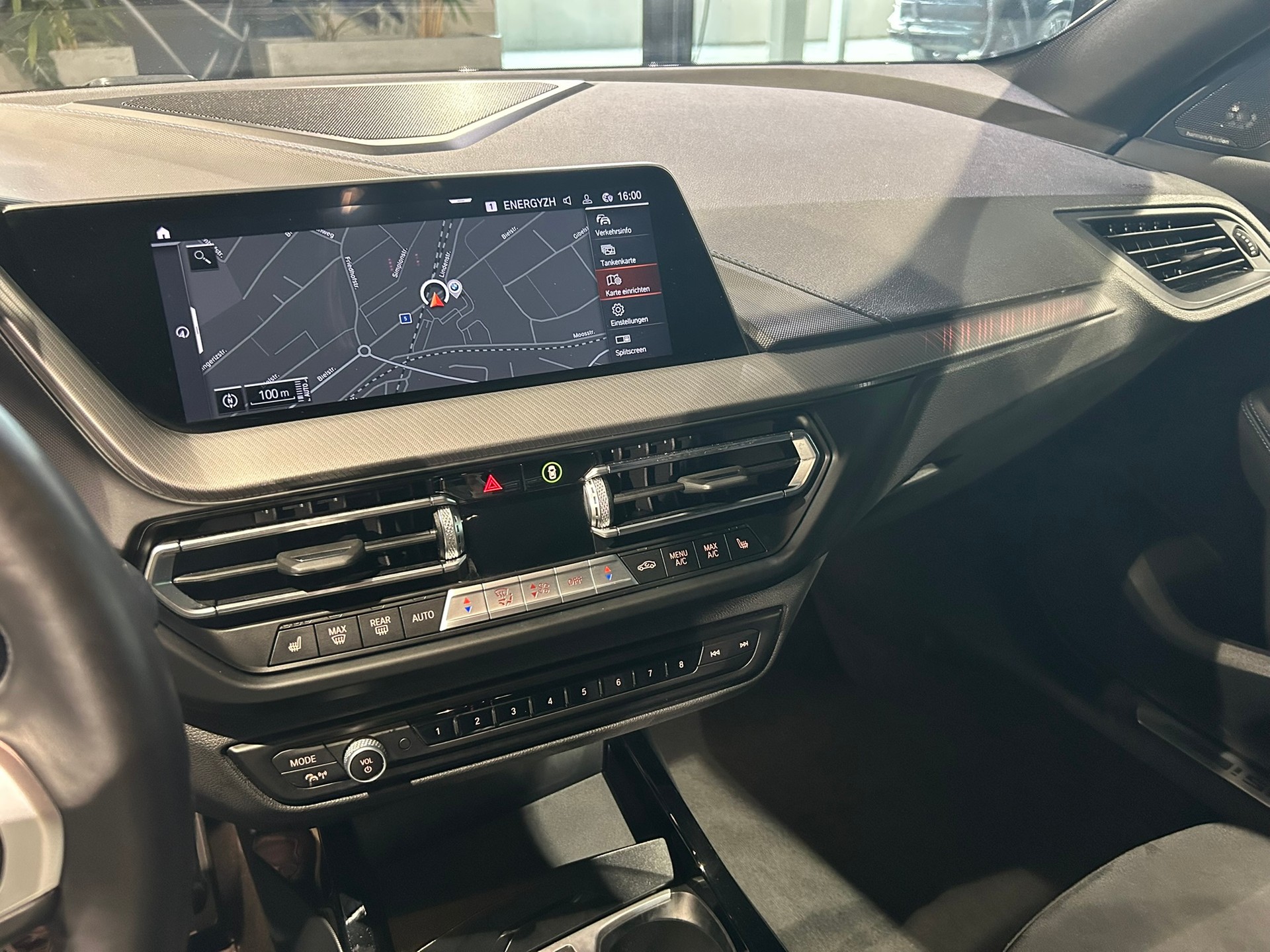 BMW M235i Gran Coupé xDrive Swiss Performance Steptronic-image-24