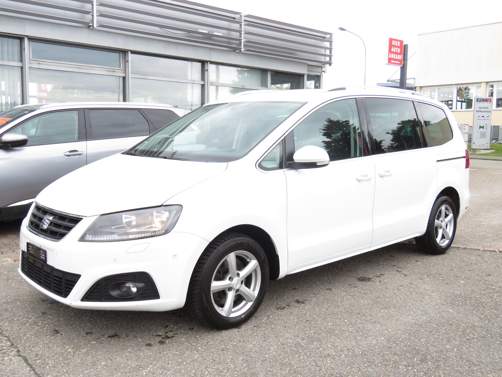 SEAT Alhambra 2.0 TDI Style DSG (7-Plätzer, Automat)-image-0