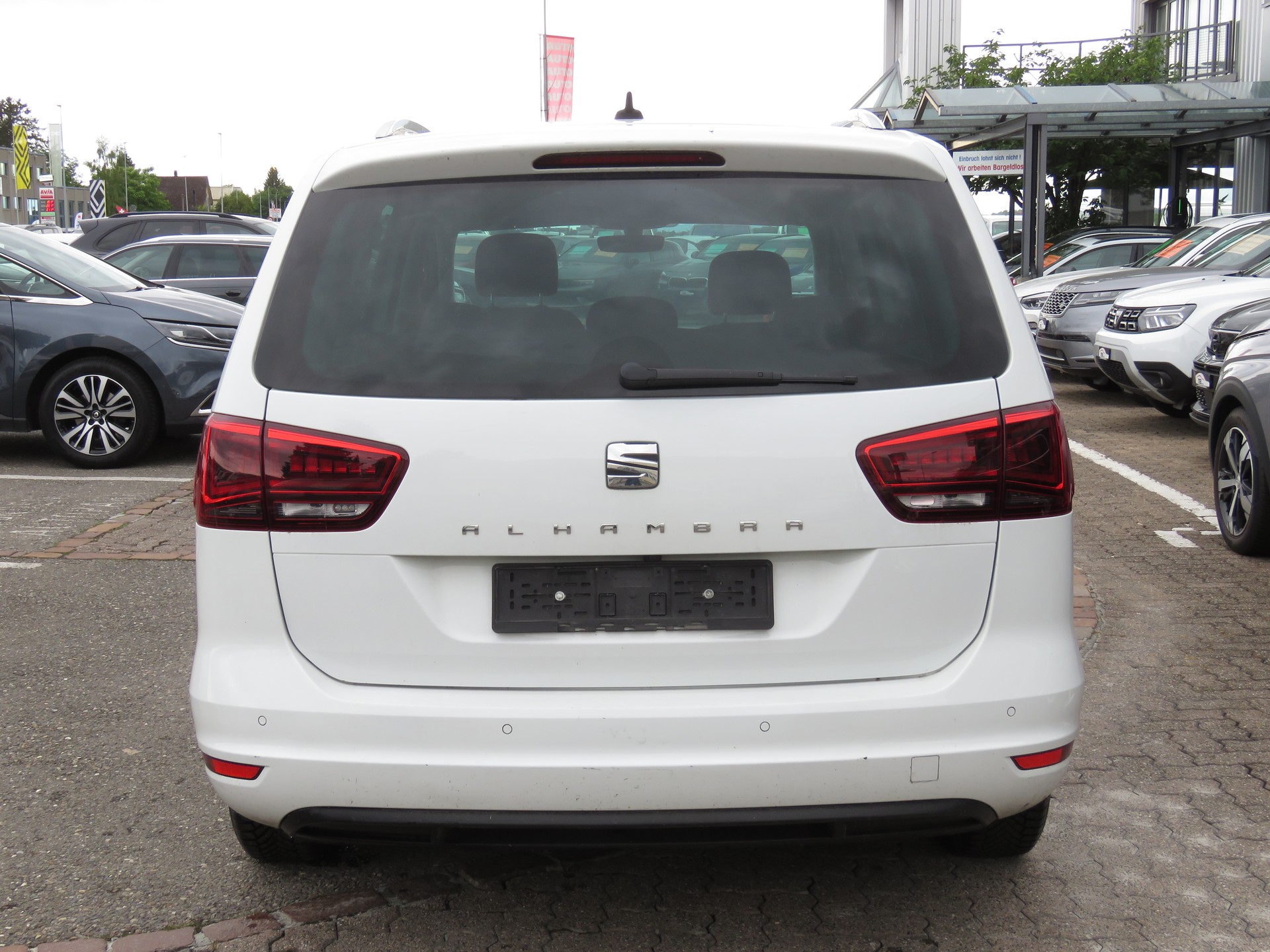 SEAT Alhambra 2.0 TDI Style DSG (7-Plätzer, Automat)-image-4