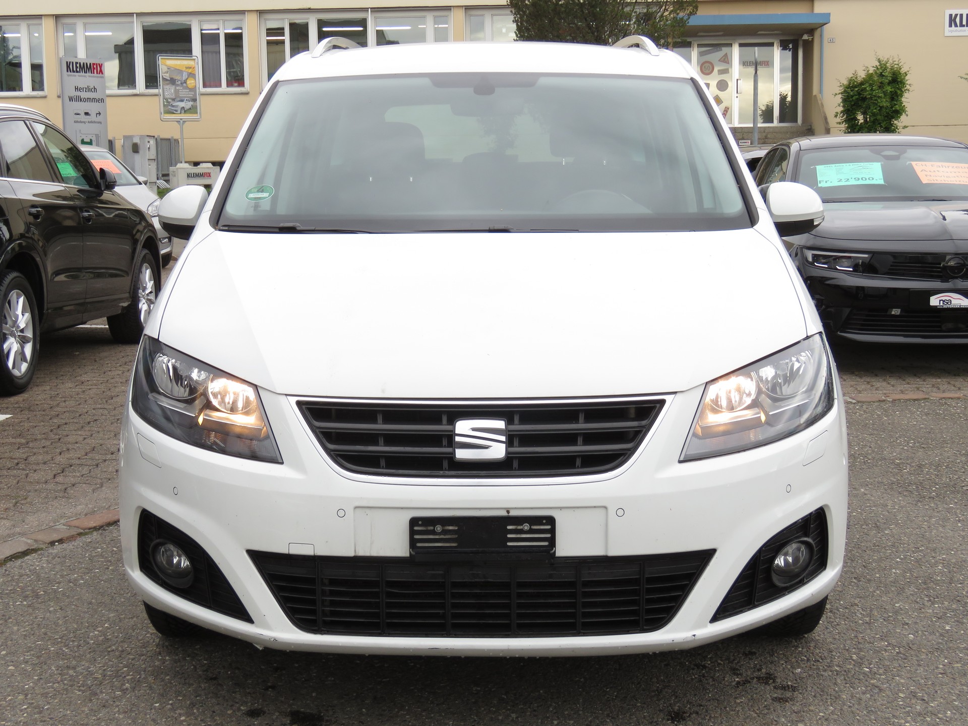 SEAT Alhambra 2.0 TDI Style DSG (7-Plätzer, Automat)-image-1