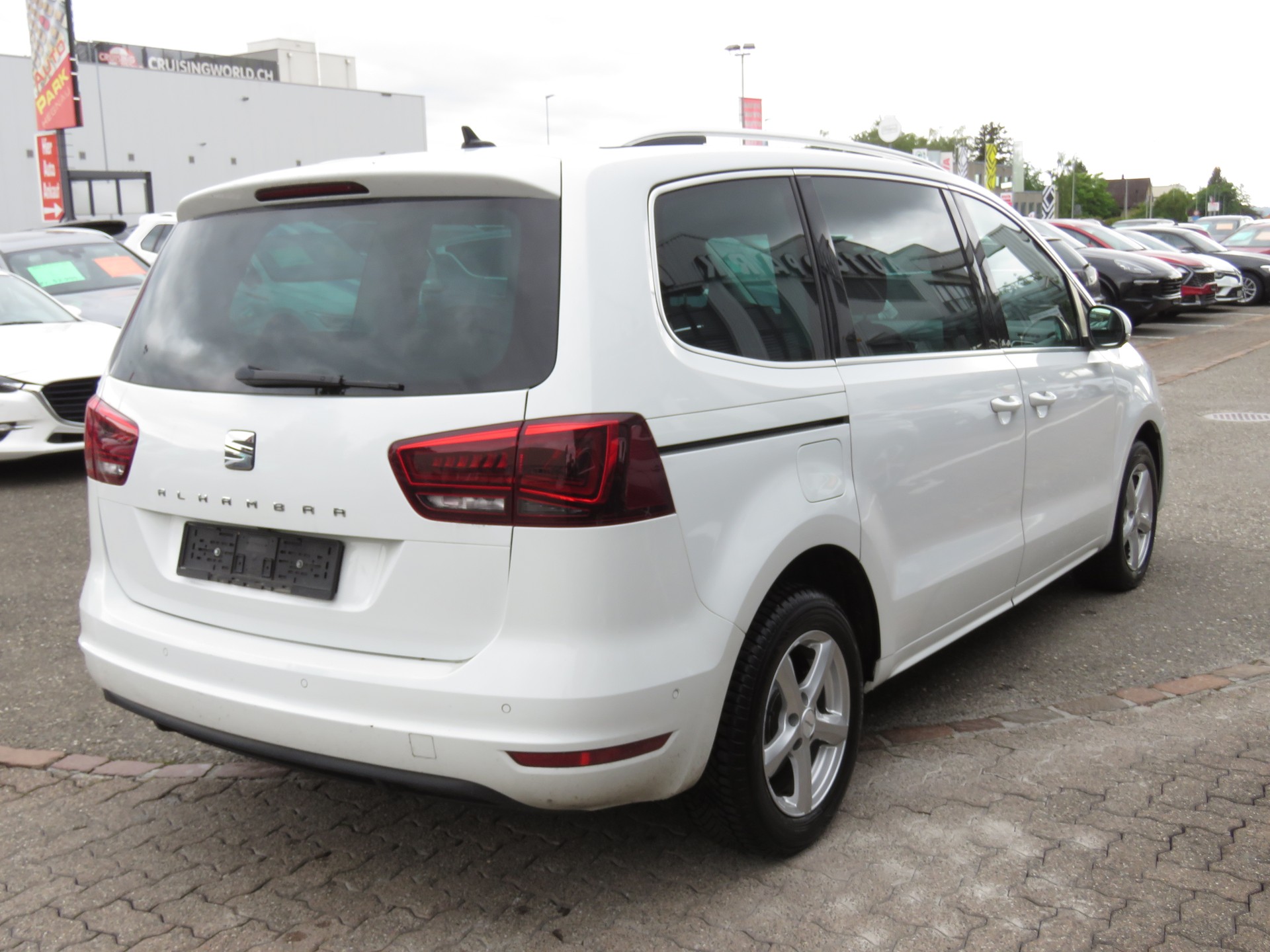 SEAT Alhambra 2.0 TDI Style DSG (7-Plätzer, Automat)-image-3