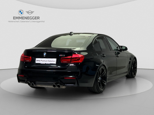 BMW M3-image-3