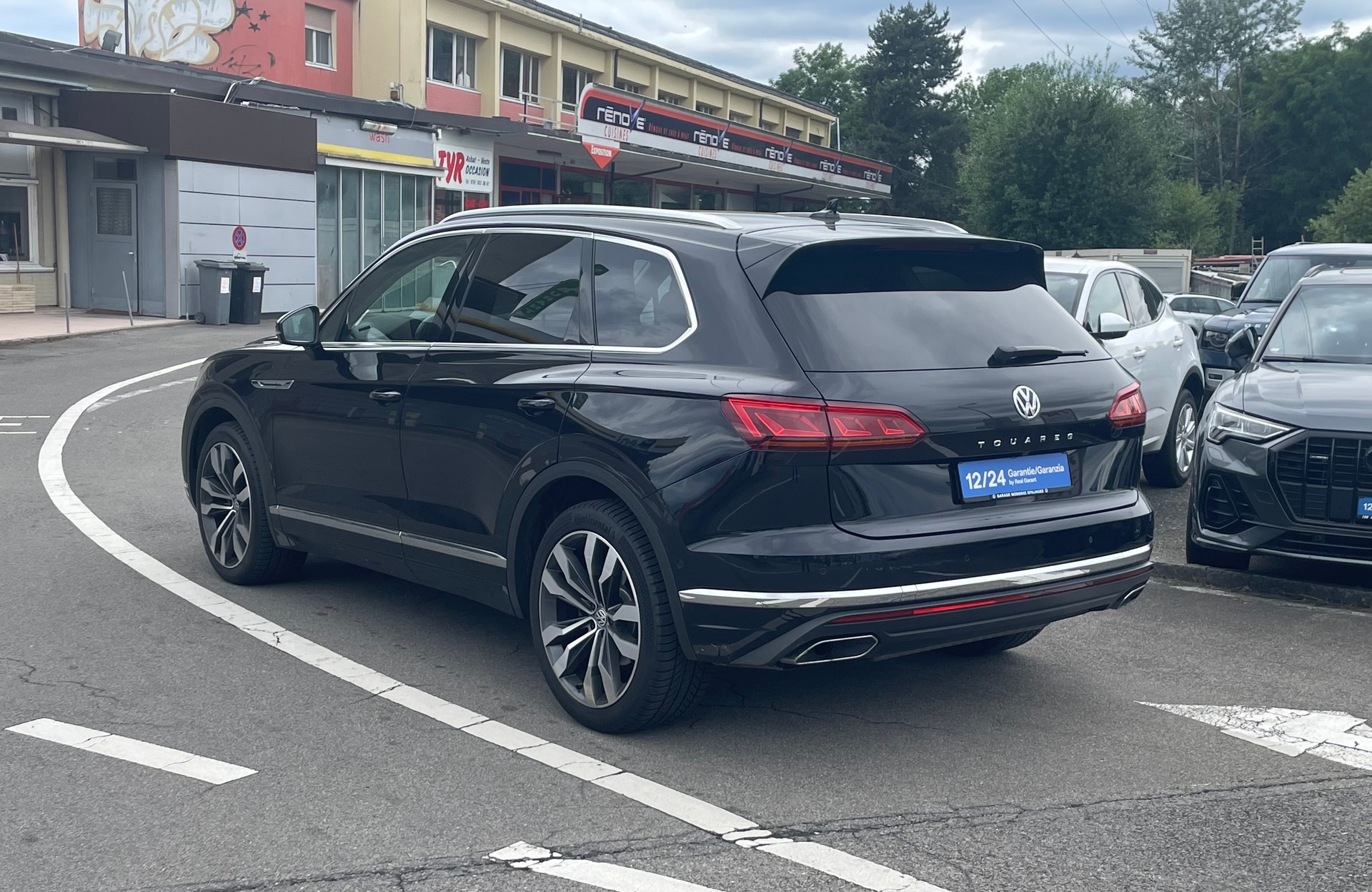 VW Touareg 3.0 TDI Elegance Tiptronic-image-4