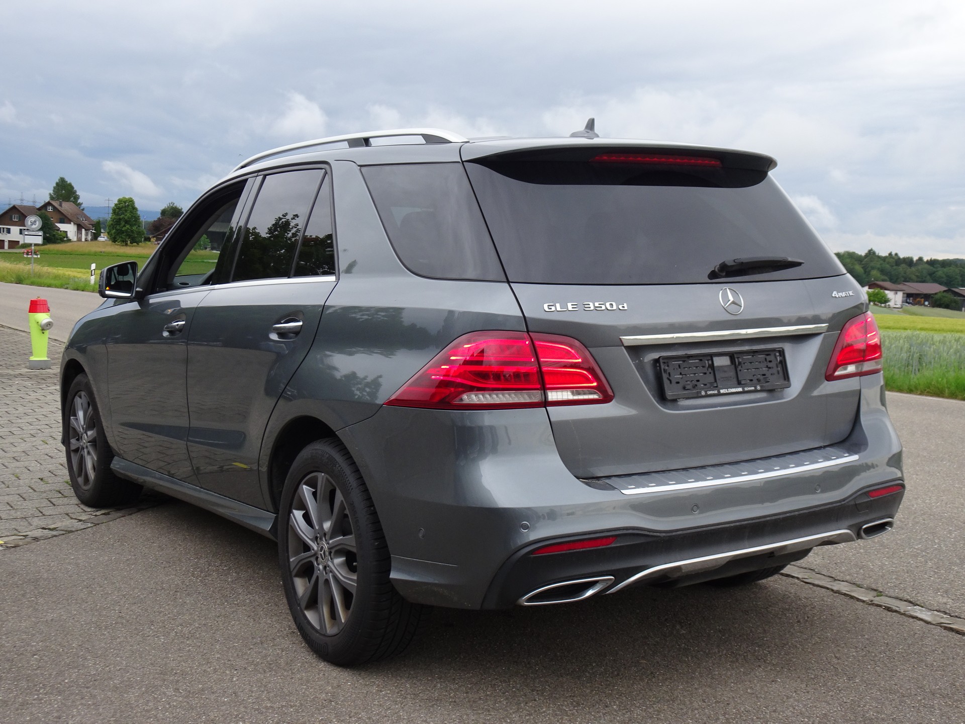 MERCEDES-BENZ GLE 350 d Executive 4Matic 9G-Tronic-image-2