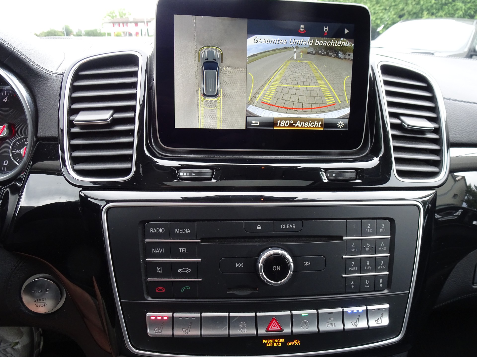 MERCEDES-BENZ GLE 350 d Executive 4Matic 9G-Tronic-image-12