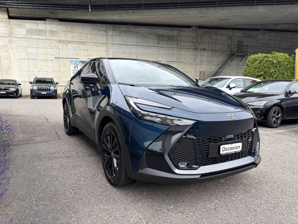 TOYOTA C-HR 2.0 PHEV GR Sport-image-6