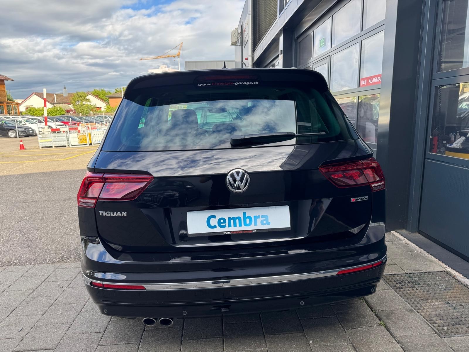 VW Tiguan 2.0 TDI SCR Highline 4Motion DSG-image-5